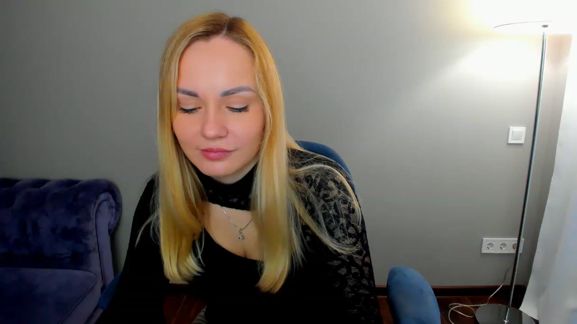 Gallery image thumbnail from LinaJames's myfreecams stream on, 04/03/2023, 13:19 image 12 of 20