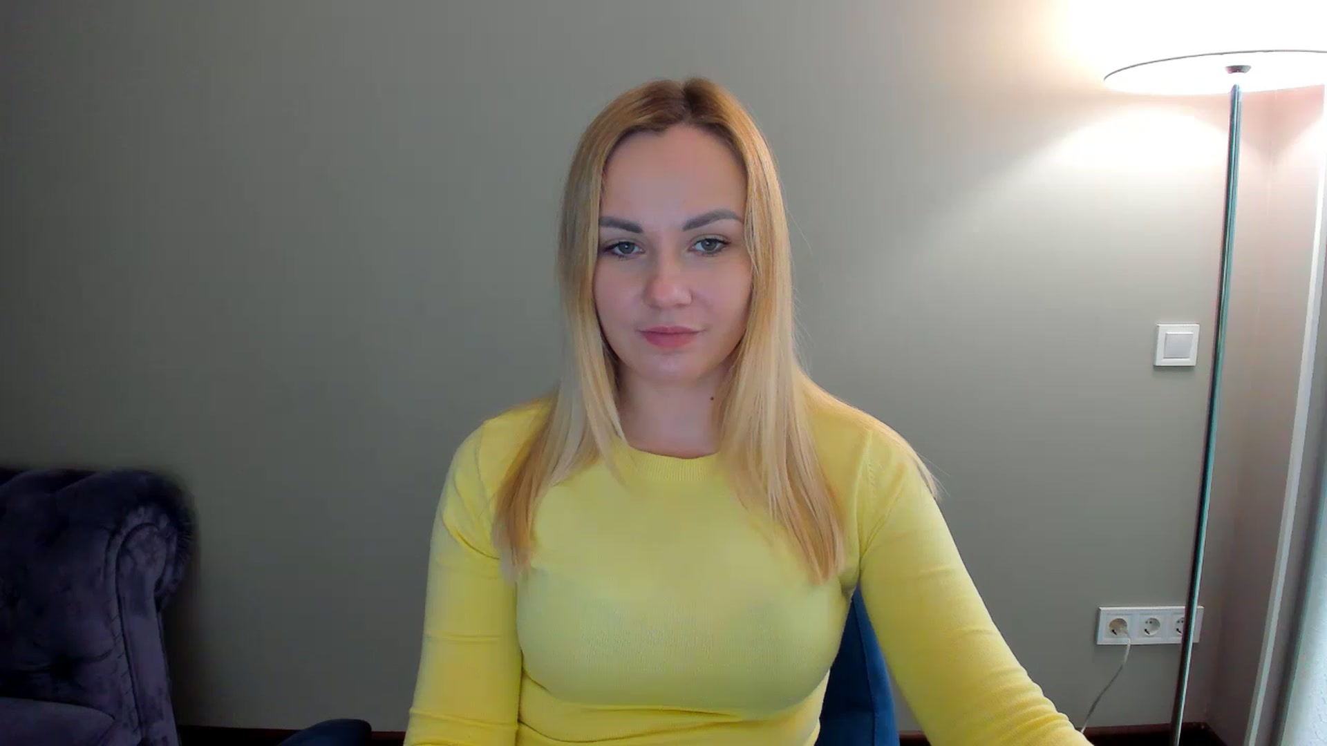 Gallery image thumbnail from LinaJames's myfreecams stream on, 04/17/2023, 12:53 image 10 of 20