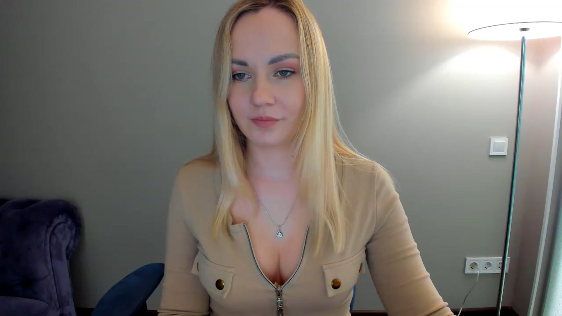 Gallery image thumbnail from LinaJames's myfreecams stream on, 04/18/2023, 11:29 image 17 of 20