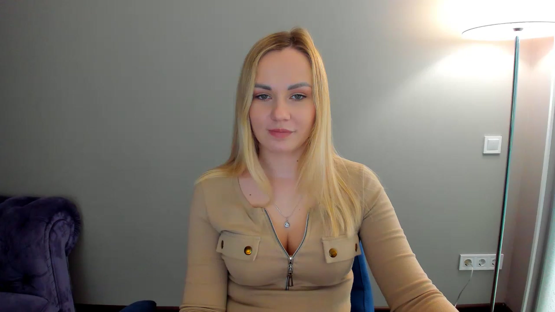 Gallery image thumbnail from LinaJames's myfreecams stream on, 04/18/2023, 11:29 image 8 of 20