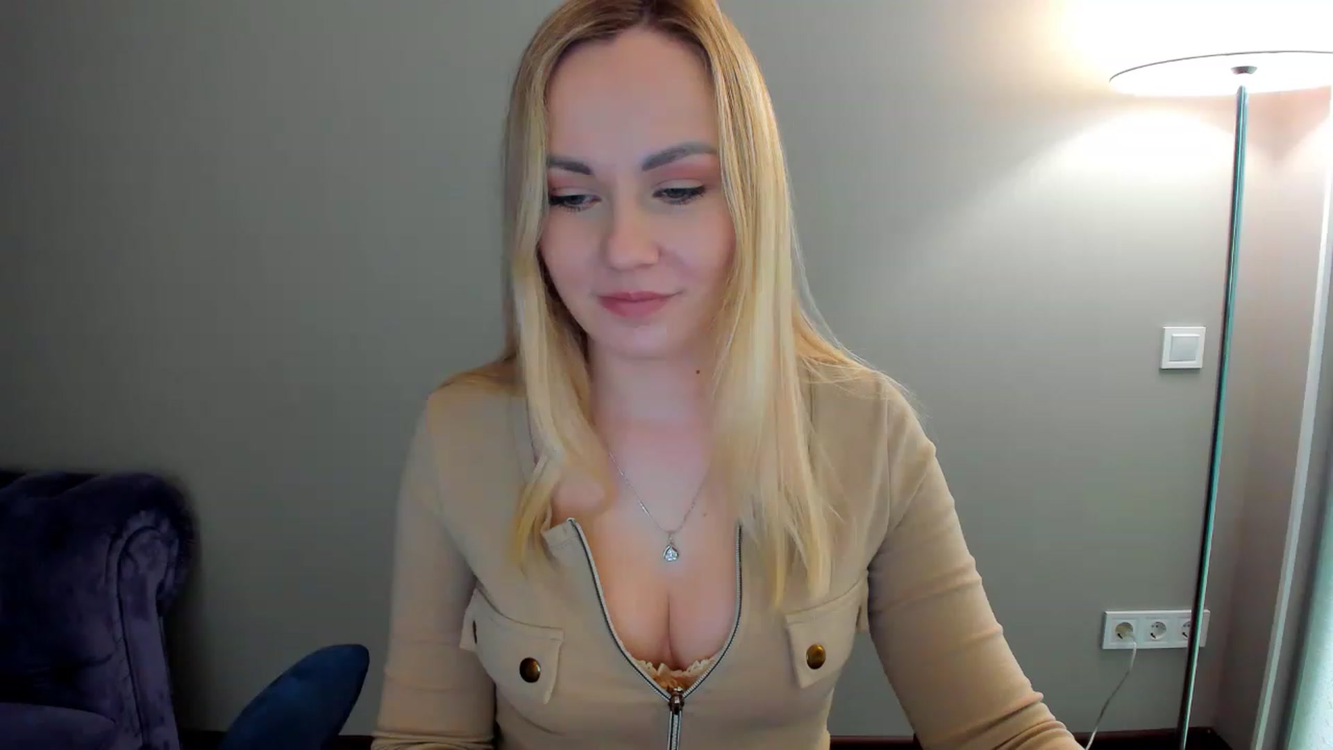 Gallery image thumbnail from LinaJames's myfreecams stream on, 04/18/2023, 11:29 image 14 of 20
