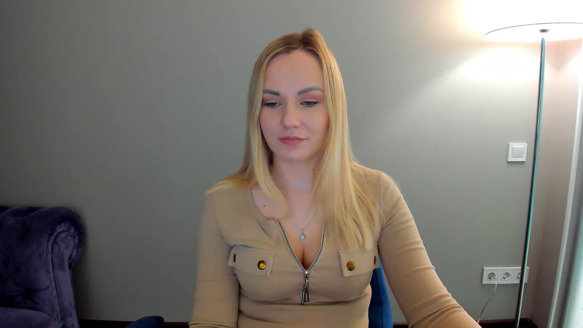 Gallery image thumbnail from LinaJames's myfreecams stream on, 04/18/2023, 11:29 image 11 of 20