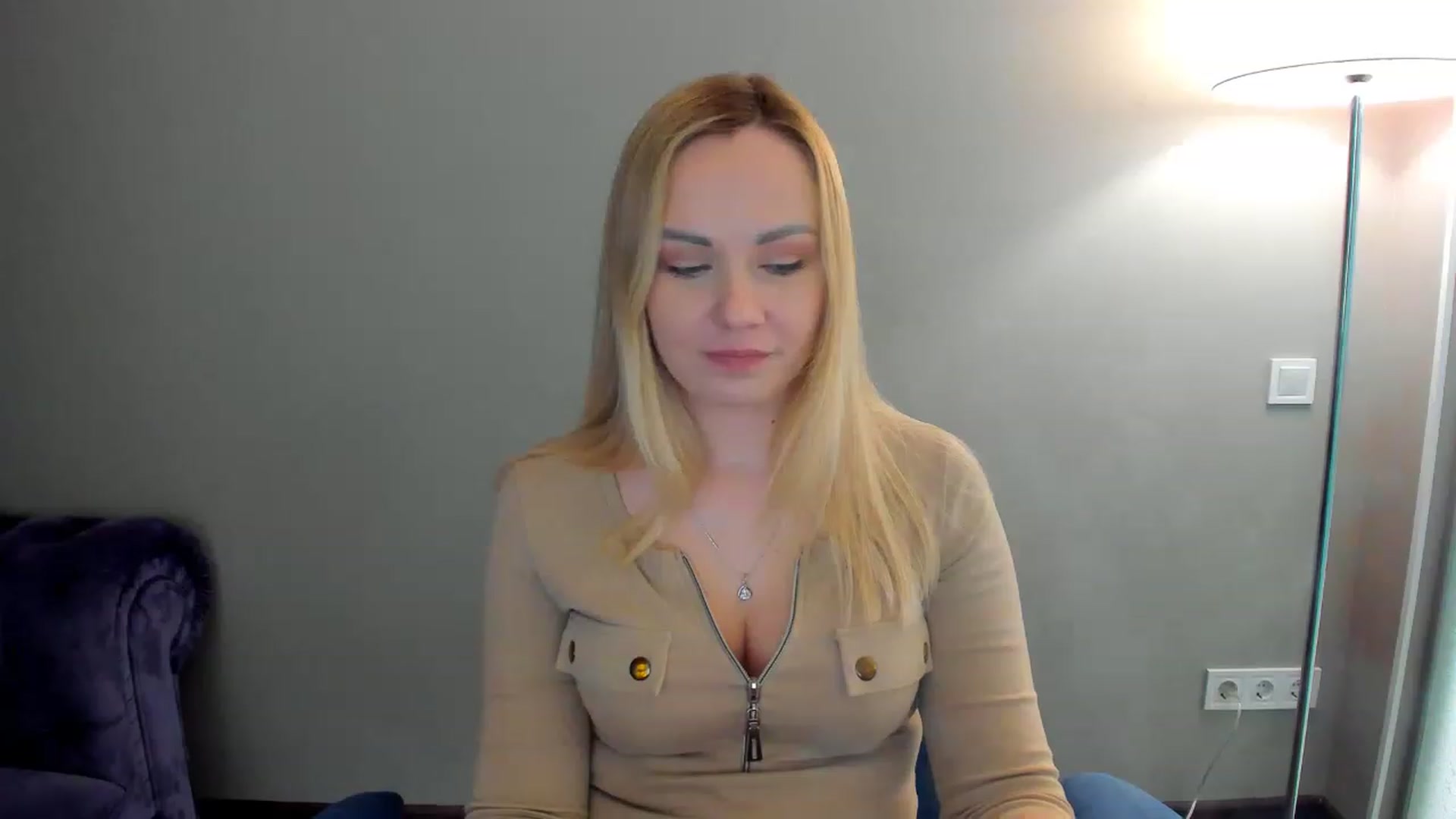 Gallery image thumbnail from LinaJames's myfreecams stream on, 04/18/2023, 11:29 image 3 of 20