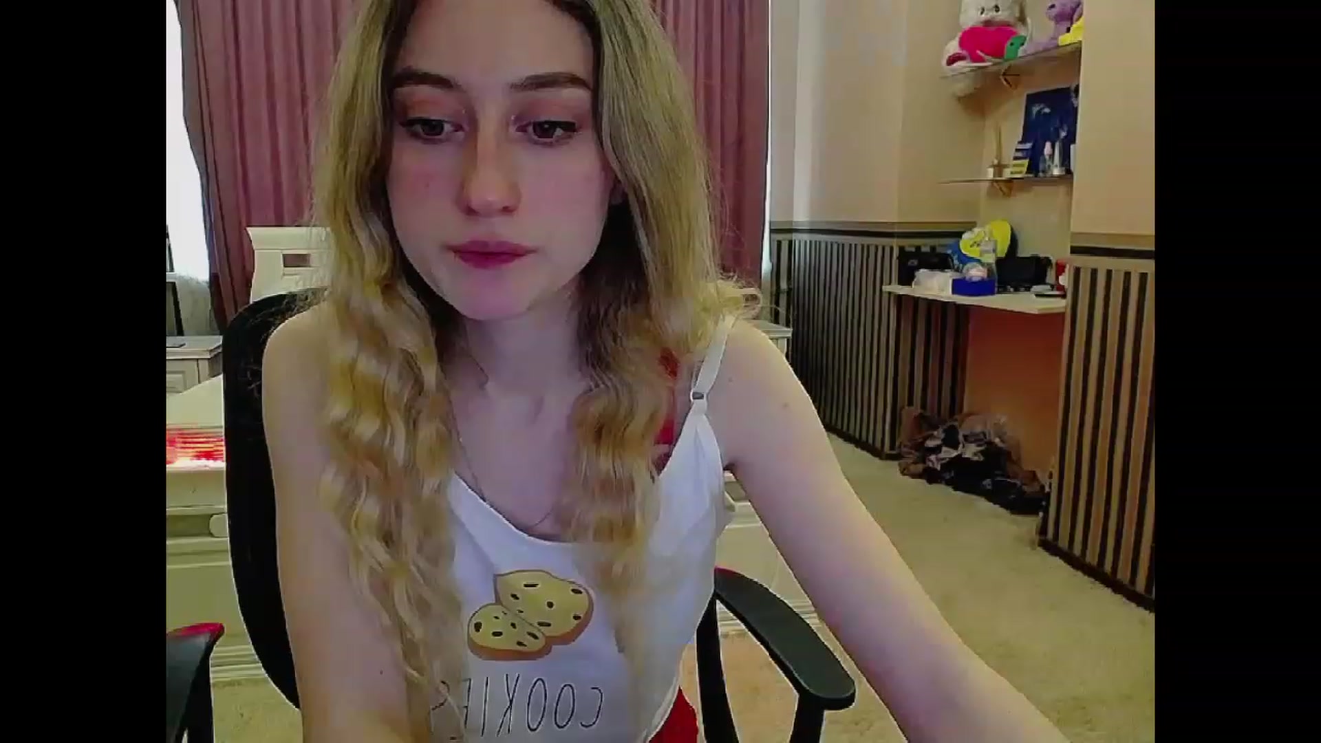 Gallery image thumbnail from LinaRum__'s myfreecams stream on, 04/01/2023, 09:45 image 5 of 20