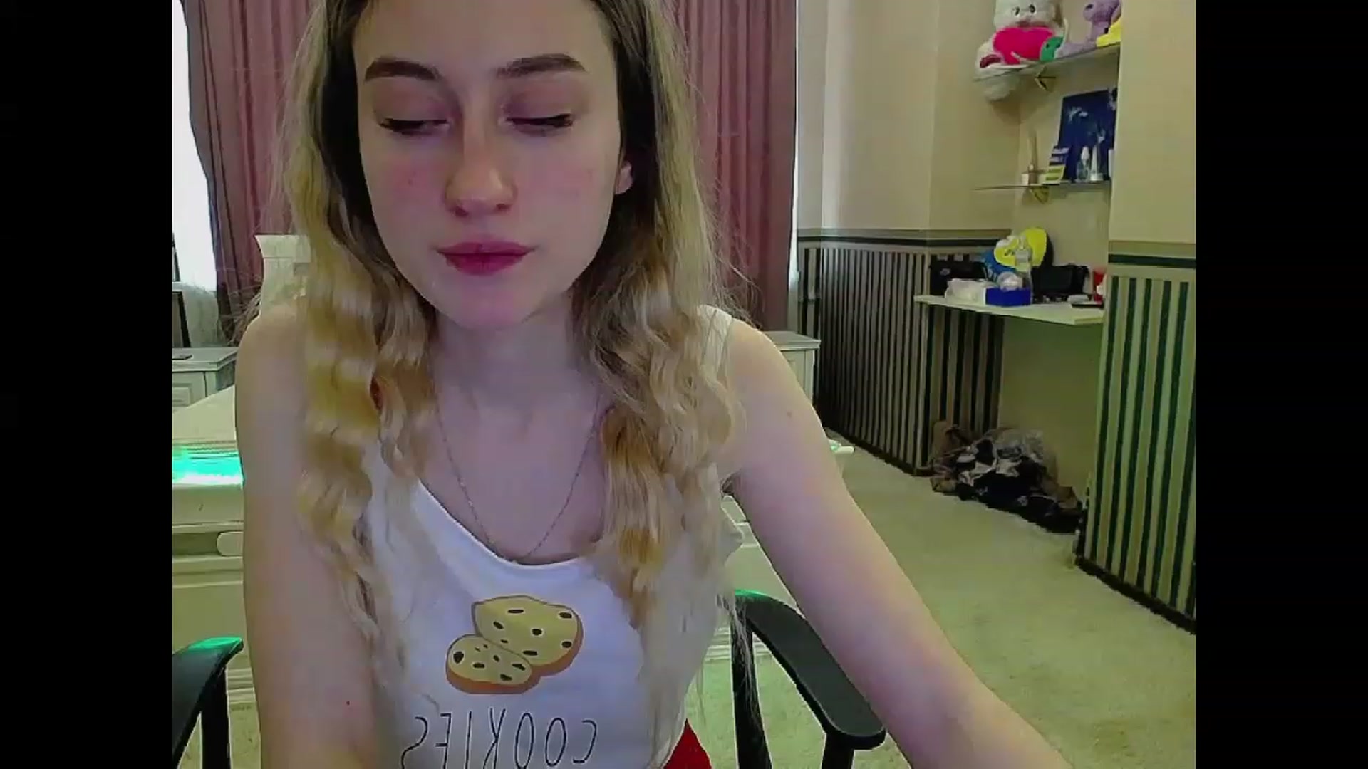 Gallery image thumbnail from LinaRum__'s myfreecams stream on, 04/01/2023, 09:45 image 2 of 20