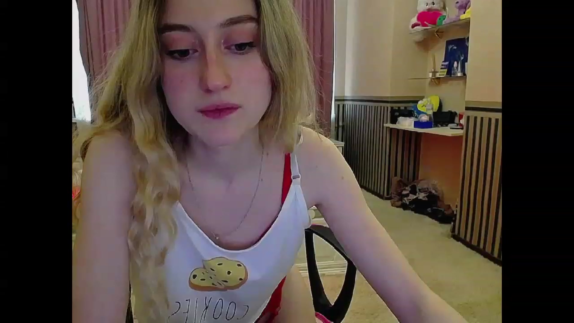 Gallery image thumbnail from LinaRum__'s myfreecams stream on, 04/01/2023, 09:45 image 10 of 20