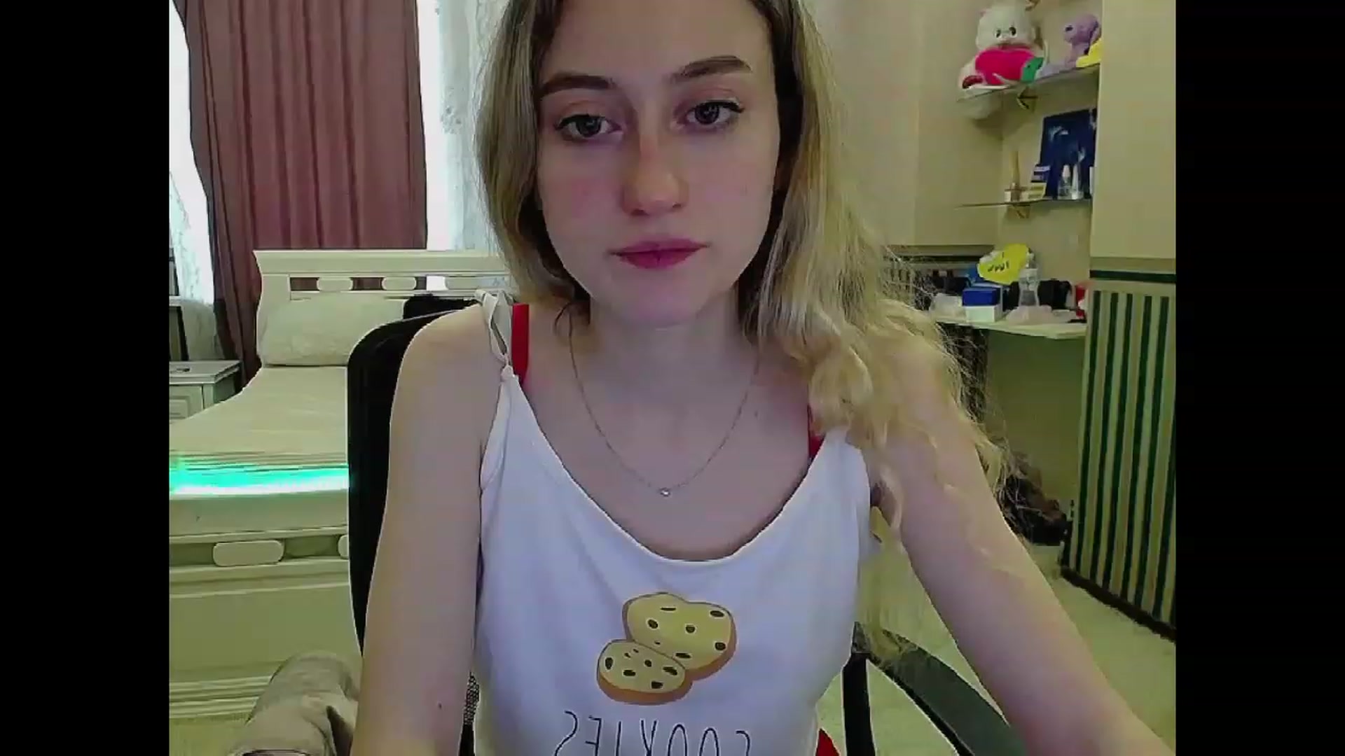Gallery image thumbnail from LinaRum__'s myfreecams stream on, 04/01/2023, 11:03 image 5 of 20