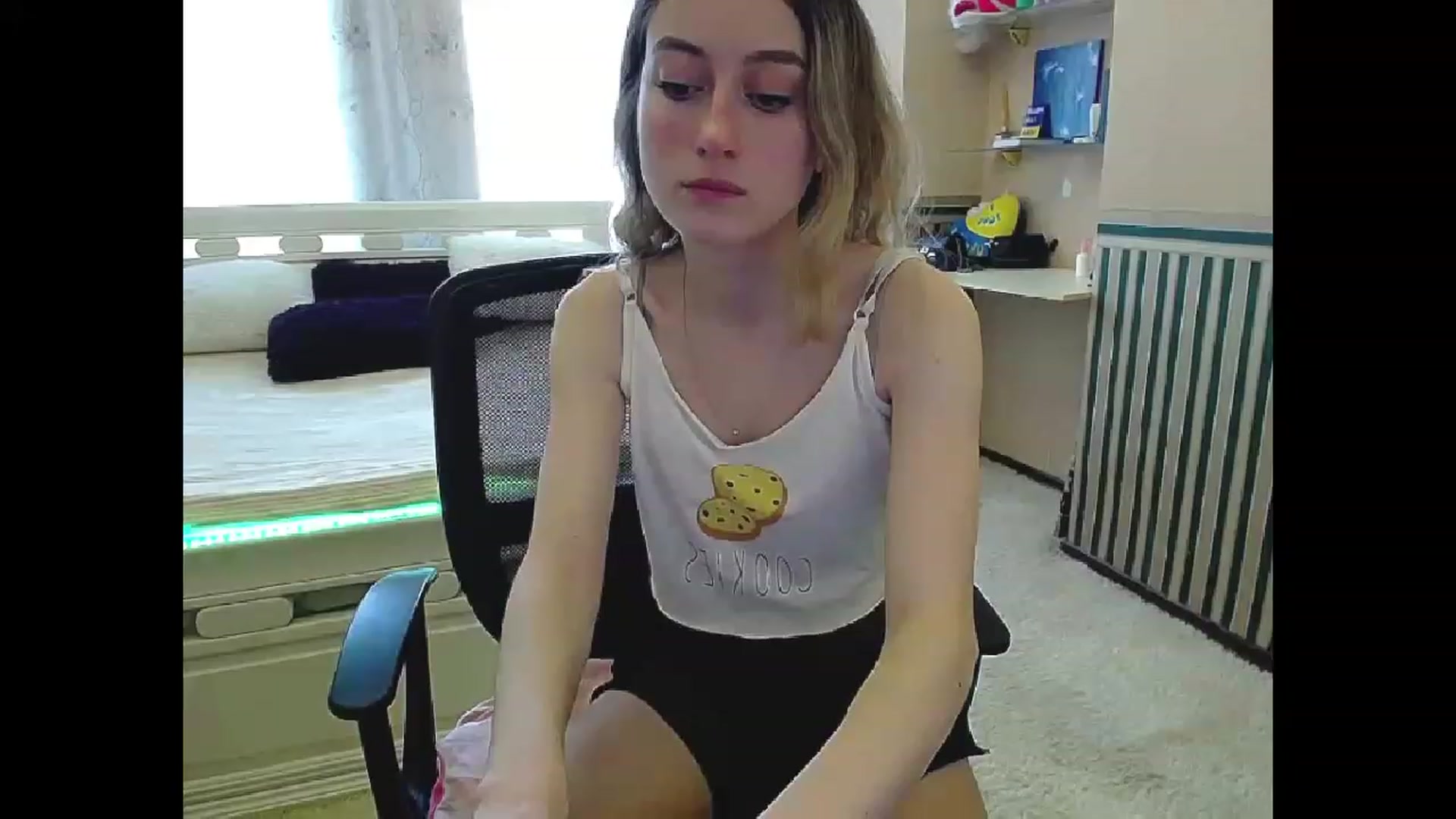 Gallery image thumbnail from LinaRum__'s myfreecams stream on, 04/05/2023, 08:39 image 5 of 20