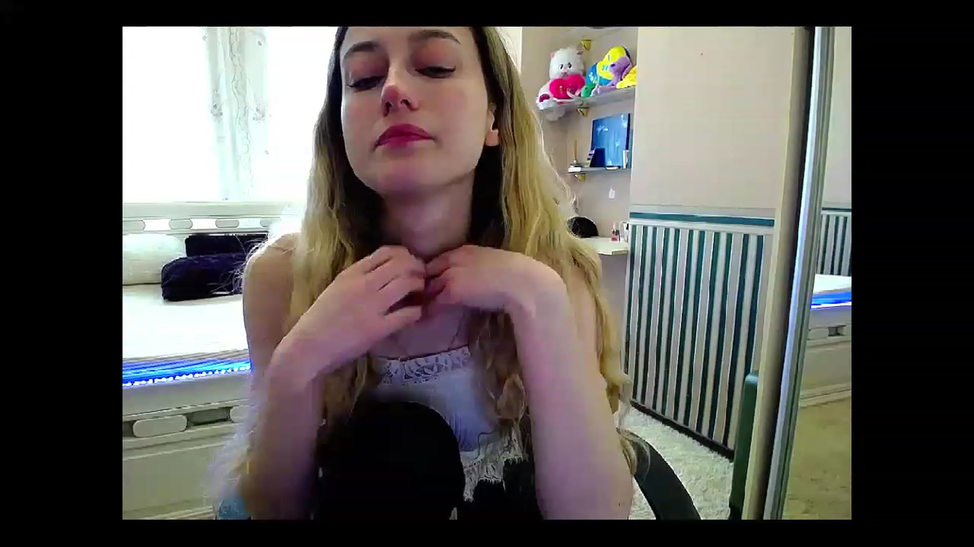 Gallery image thumbnail from LinaRum__'s myfreecams stream on, 04/13/2023, 10:36 image 2 of 20