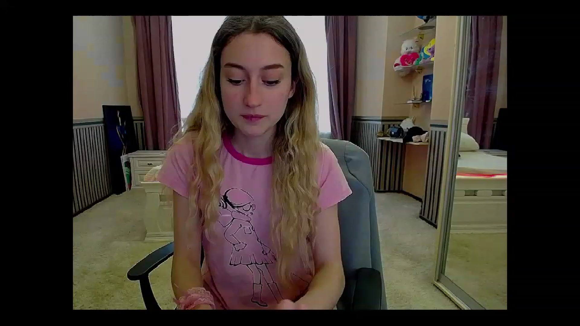 Gallery image thumbnail from LinaRum__'s myfreecams stream on, 04/14/2023, 08:38 image 5 of 20