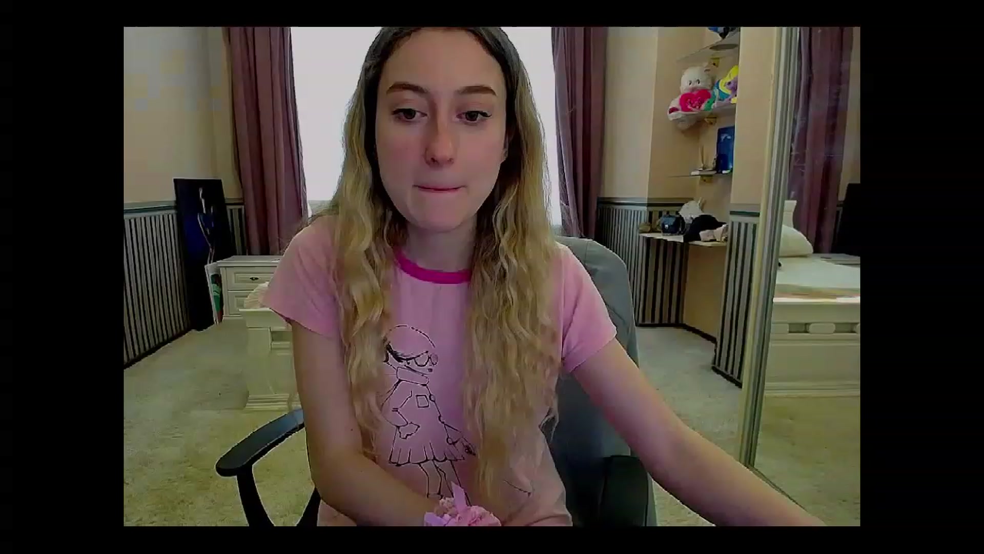 Gallery image thumbnail from LinaRum__'s myfreecams stream on, 04/14/2023, 08:38 image 9 of 20