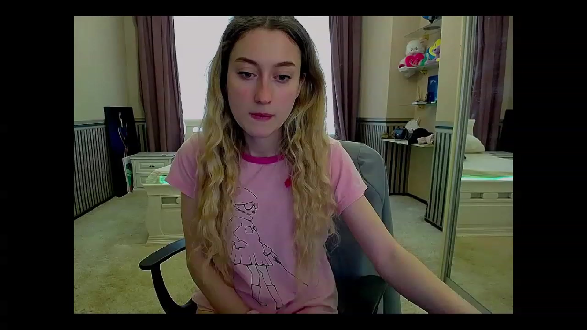 Gallery image thumbnail from LinaRum__'s myfreecams stream on, 04/14/2023, 08:38 image 1 of 20