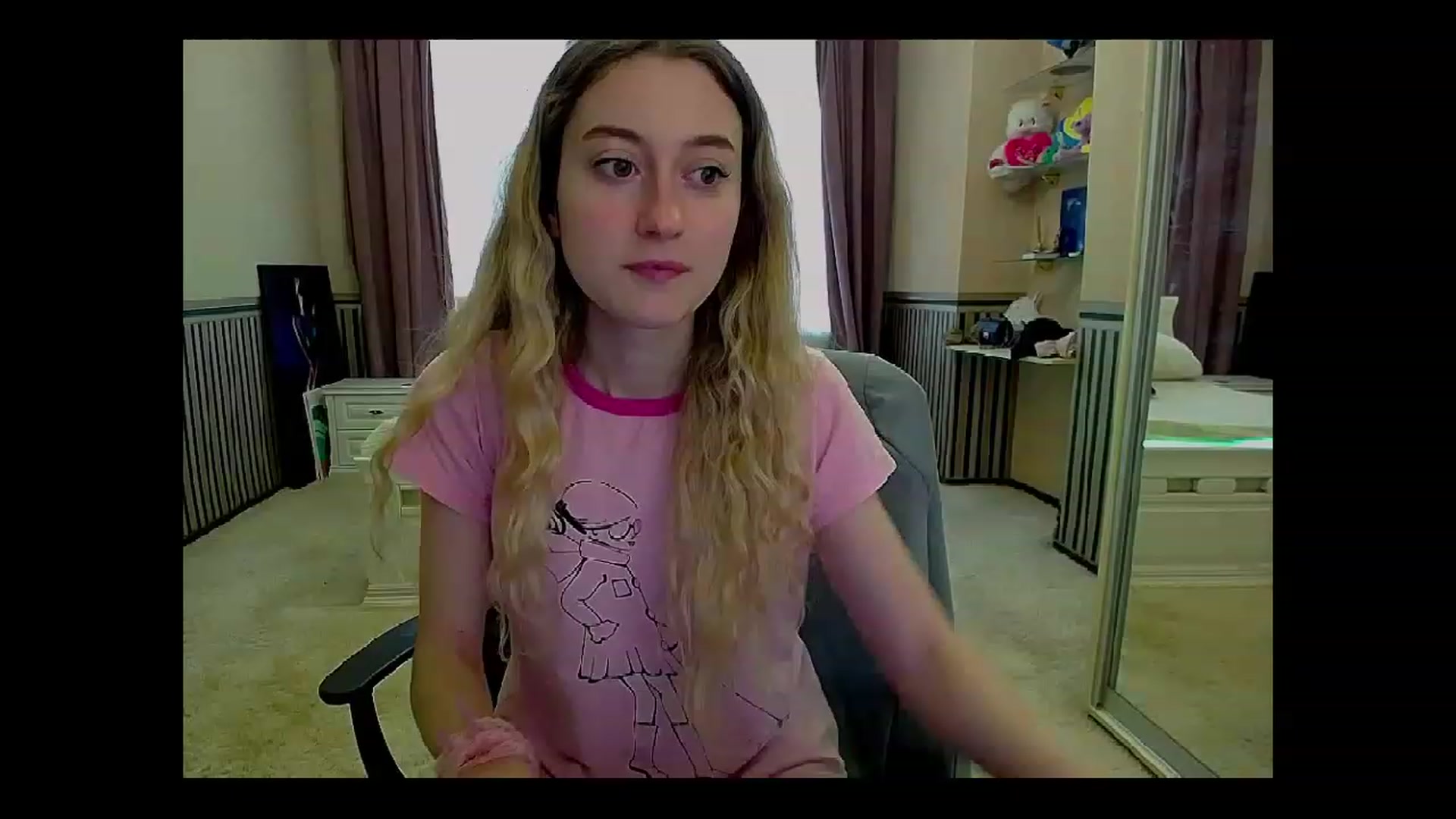Gallery image thumbnail from LinaRum__'s myfreecams stream on, 04/14/2023, 08:38 image 8 of 20