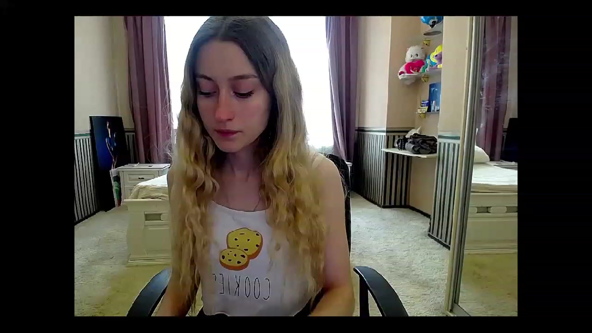Gallery image thumbnail from LinaRum__'s myfreecams stream on, 04/20/2023, 07:21 image 1 of 20