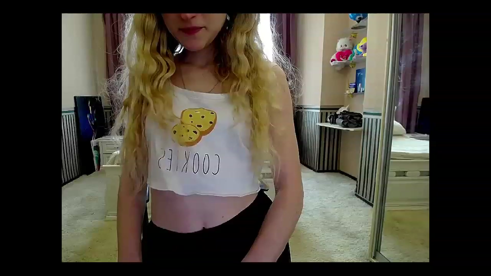 Gallery image thumbnail from LinaRum__'s myfreecams stream on, 04/20/2023, 07:21 image 9 of 20