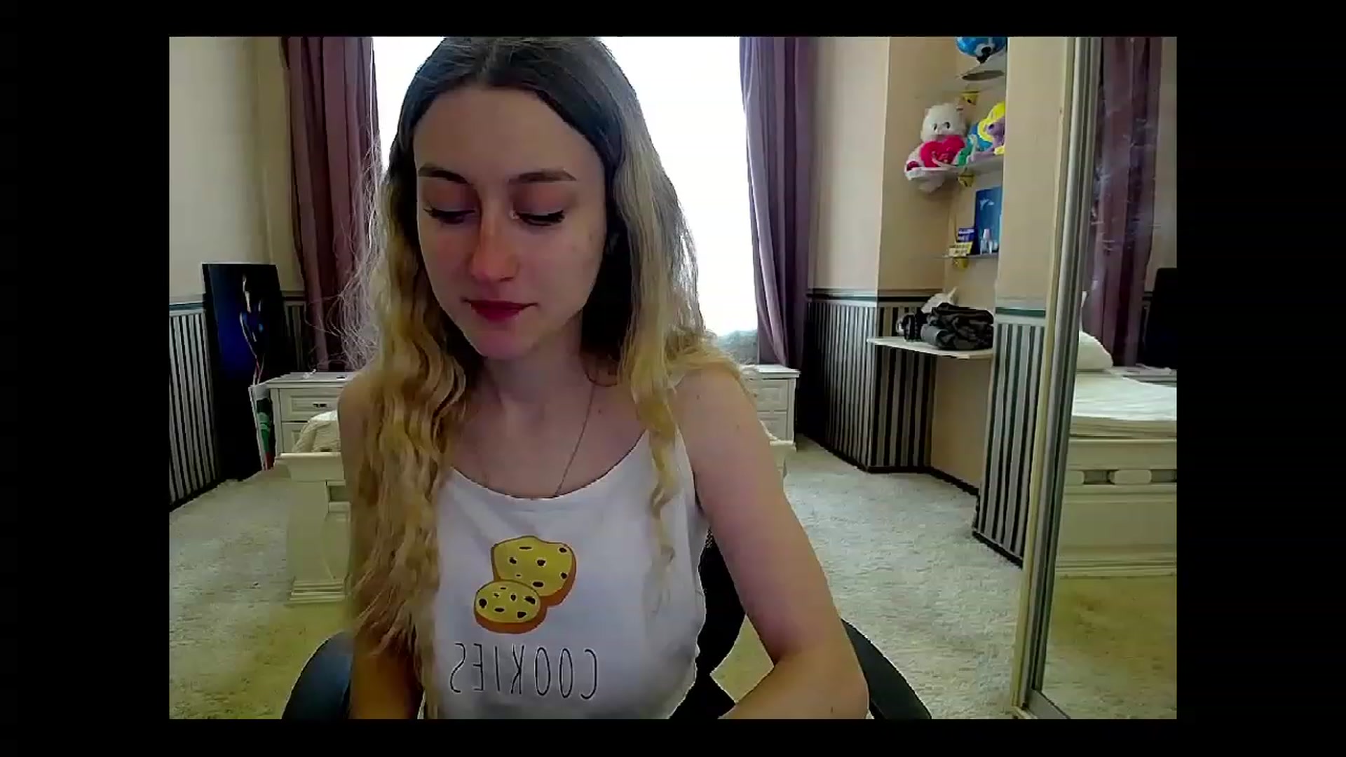 Gallery image thumbnail from LinaRum__'s myfreecams stream on, 04/20/2023, 07:21 image 6 of 20