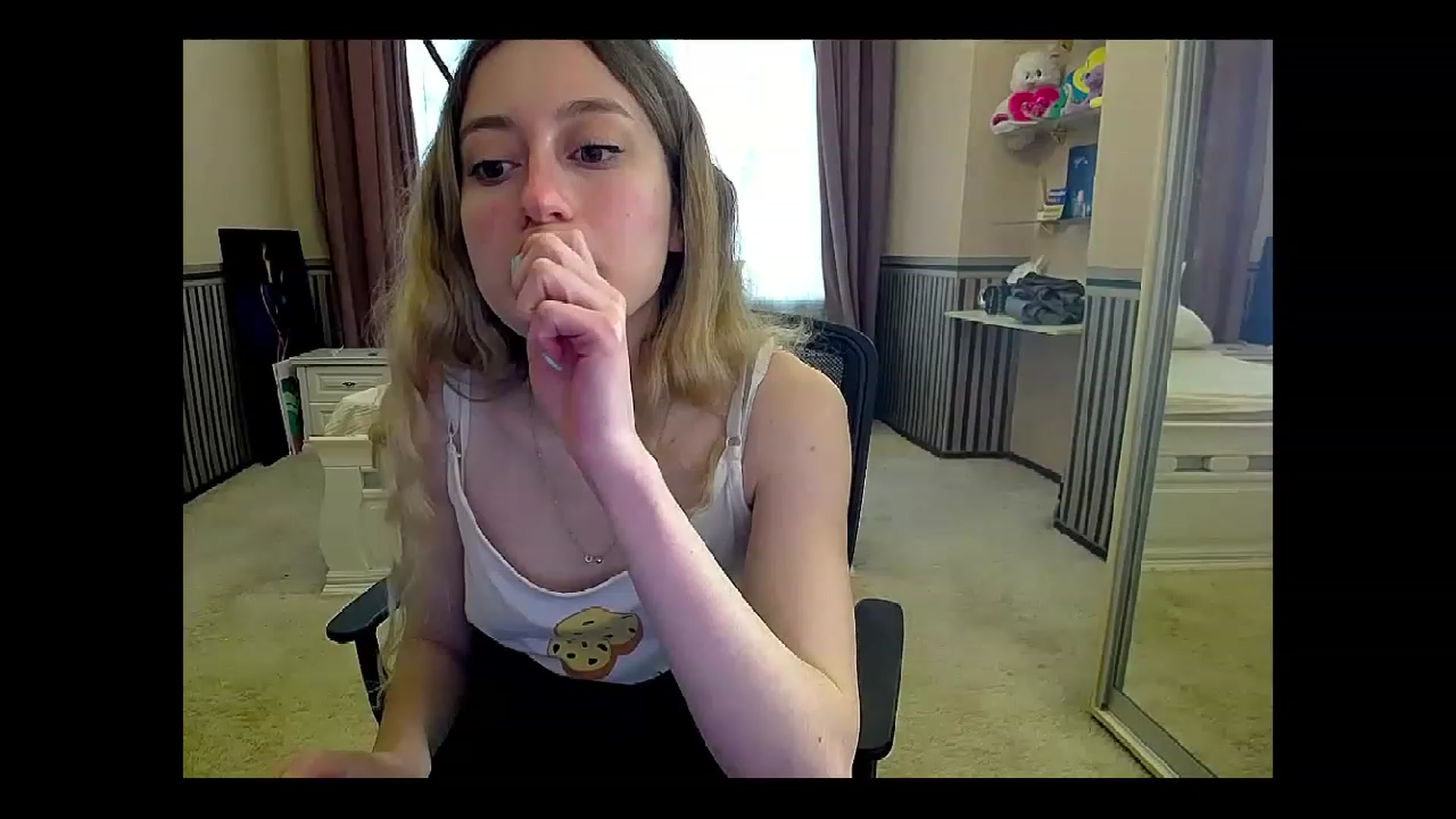 Gallery image thumbnail from LinaRum__'s myfreecams stream on, 04/20/2023, 10:59 image 18 of 20