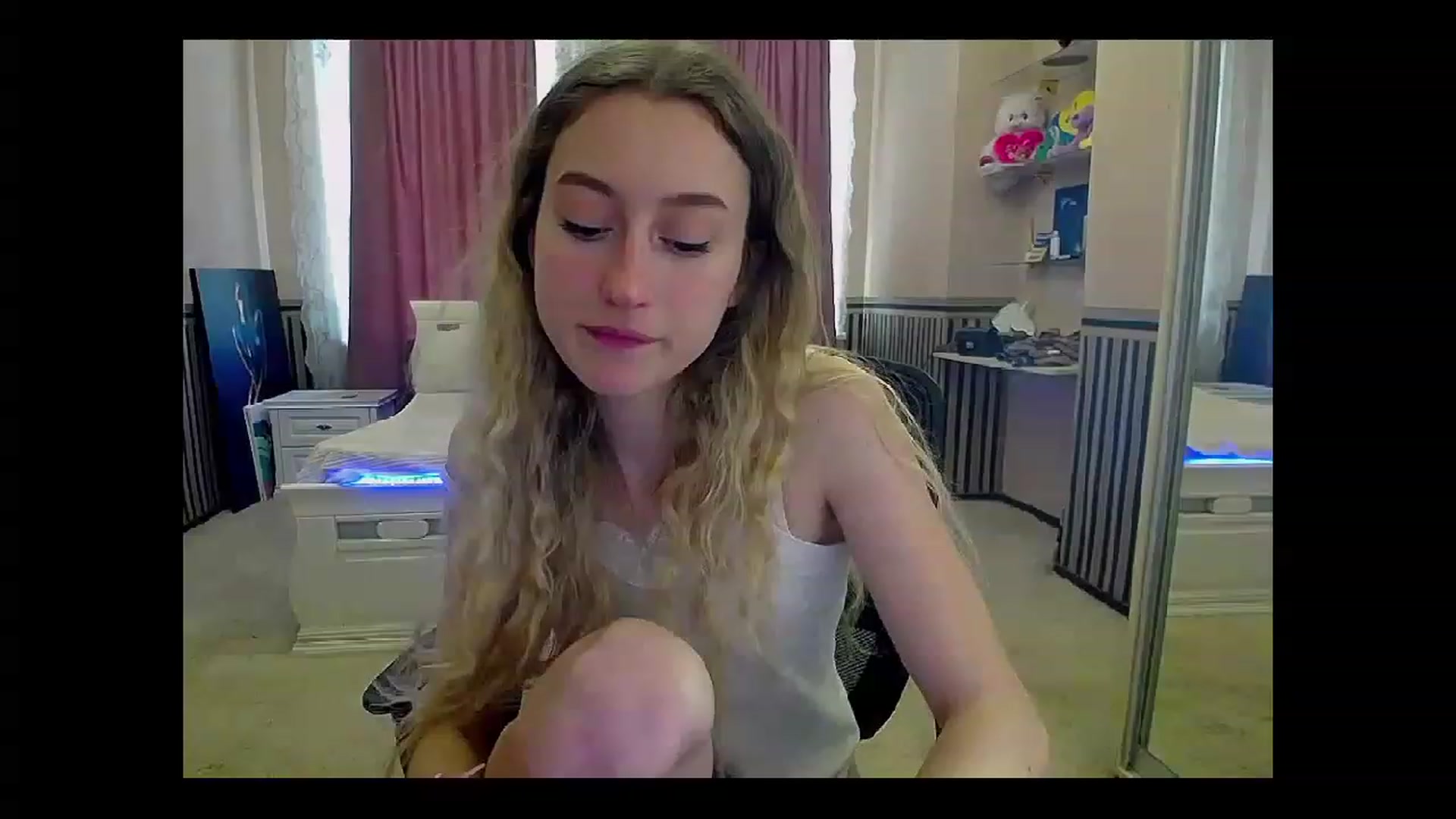 Gallery image thumbnail from LinaRum__'s myfreecams stream on, 04/25/2023, 11:32 image 8 of 20