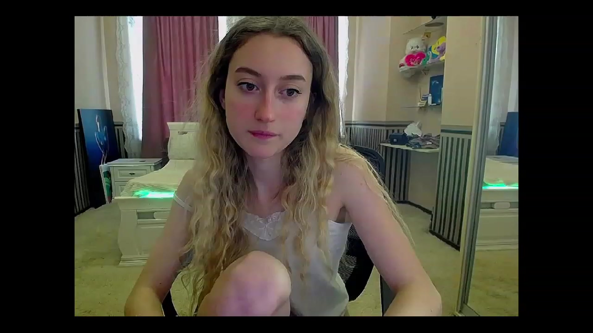 Gallery image thumbnail from LinaRum__'s myfreecams stream on, 04/25/2023, 11:32 image 10 of 20