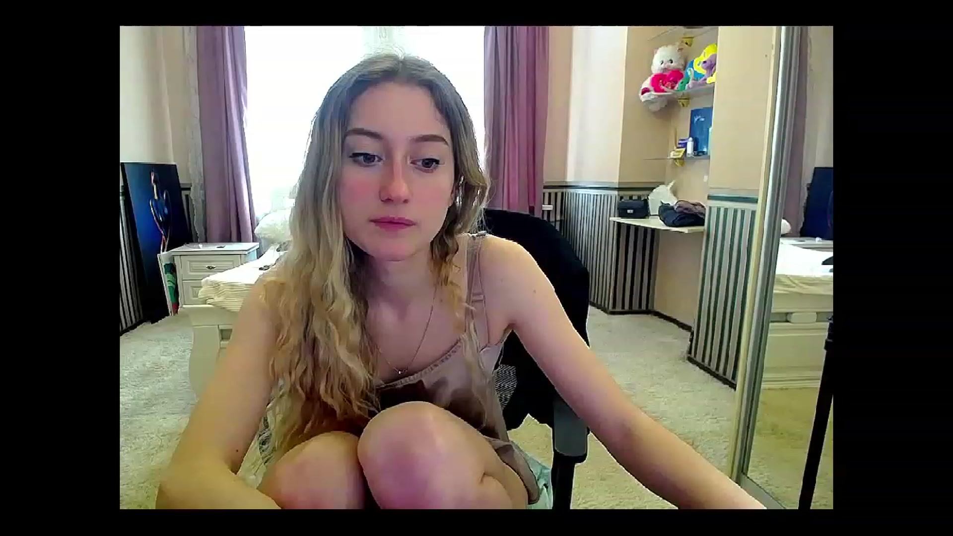 Gallery image thumbnail from LinaRum__'s myfreecams stream on, 04/29/2023, 11:25 image 4 of 20