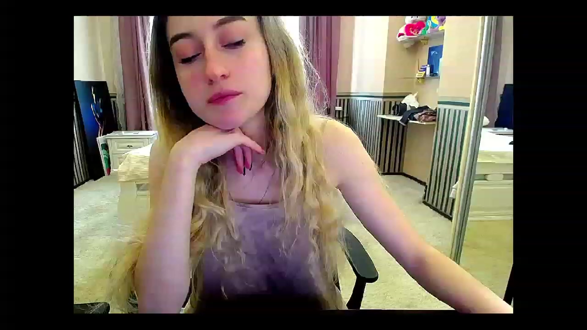 Gallery image thumbnail from LinaRum__'s myfreecams stream on, 04/30/2023, 08:32 image 11 of 20