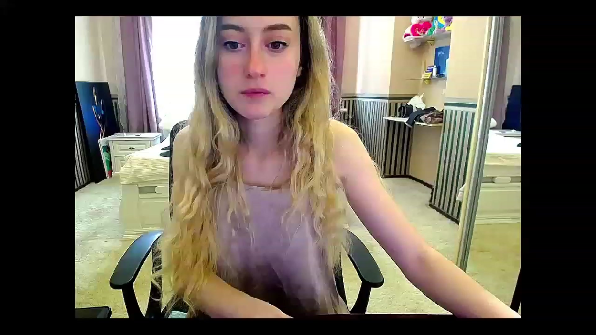 Gallery image thumbnail from LinaRum__'s myfreecams stream on, 04/30/2023, 08:32 image 10 of 20