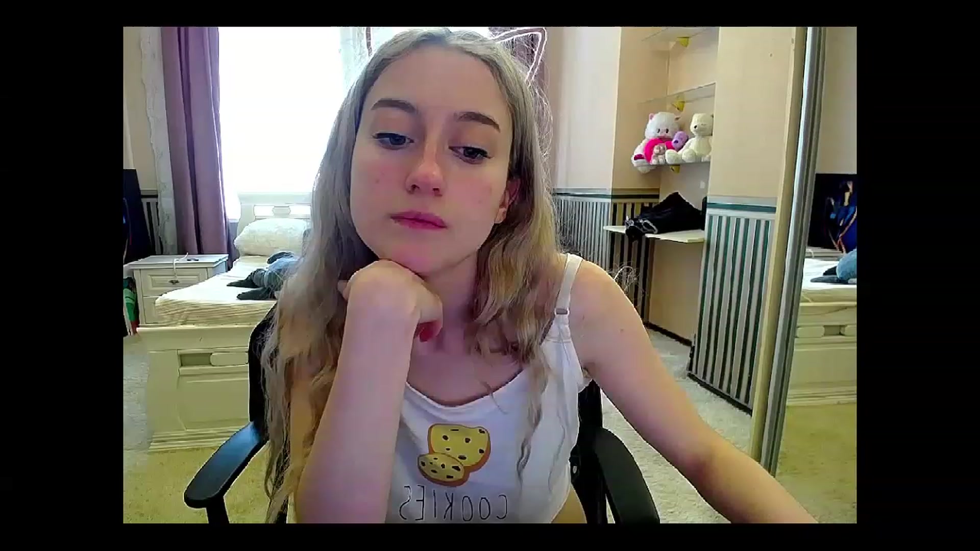 Gallery image thumbnail from LinaRum__'s myfreecams stream on, 05/13/2023, 10:36 image 7 of 20