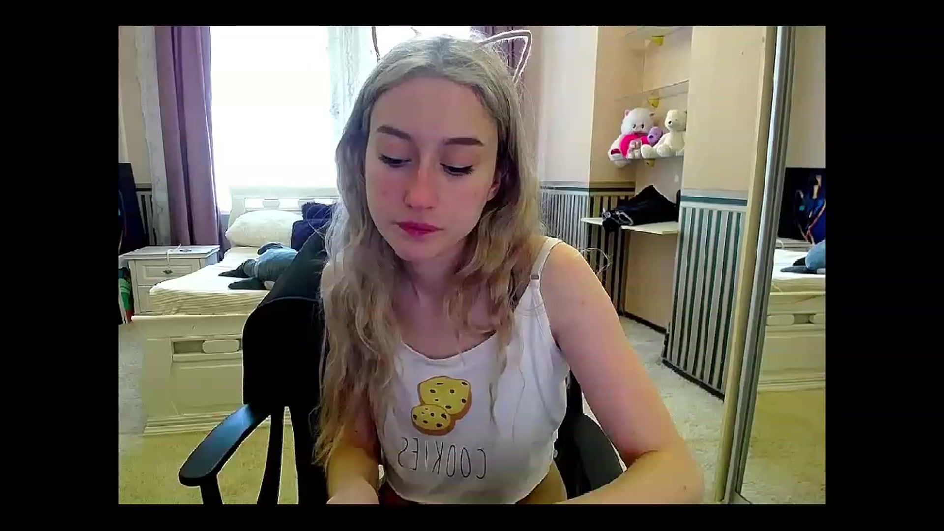 Gallery image thumbnail from LinaRum__'s myfreecams stream on, 05/13/2023, 10:36 image 10 of 20