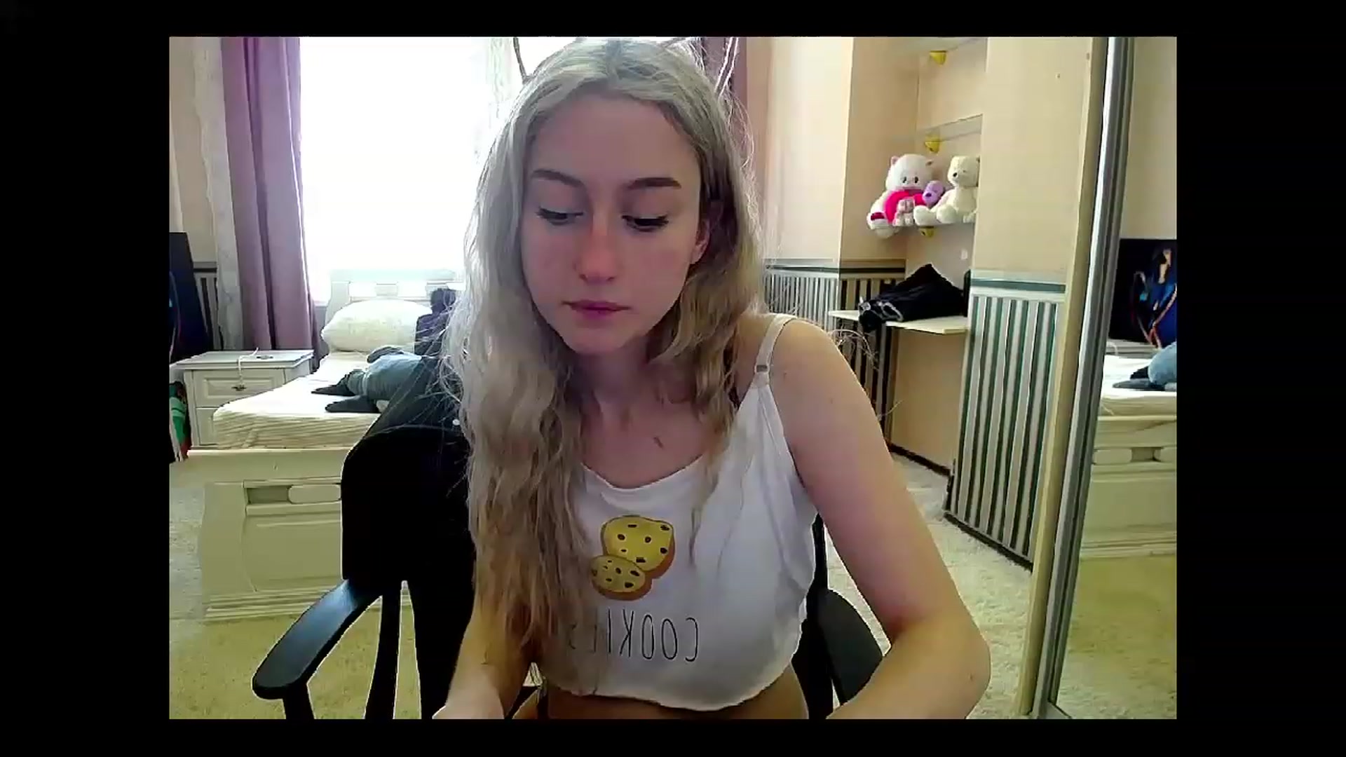 Gallery image thumbnail from LinaRum__'s myfreecams stream on, 05/13/2023, 10:36 image 5 of 20