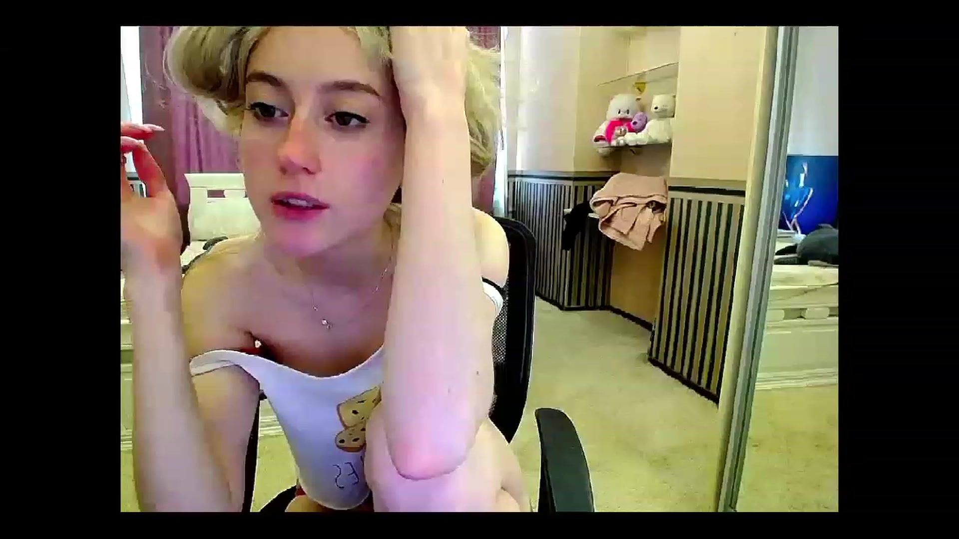 Gallery image thumbnail from LinaRum__'s myfreecams stream on, 05/26/2023, 09:57 image 16 of 20