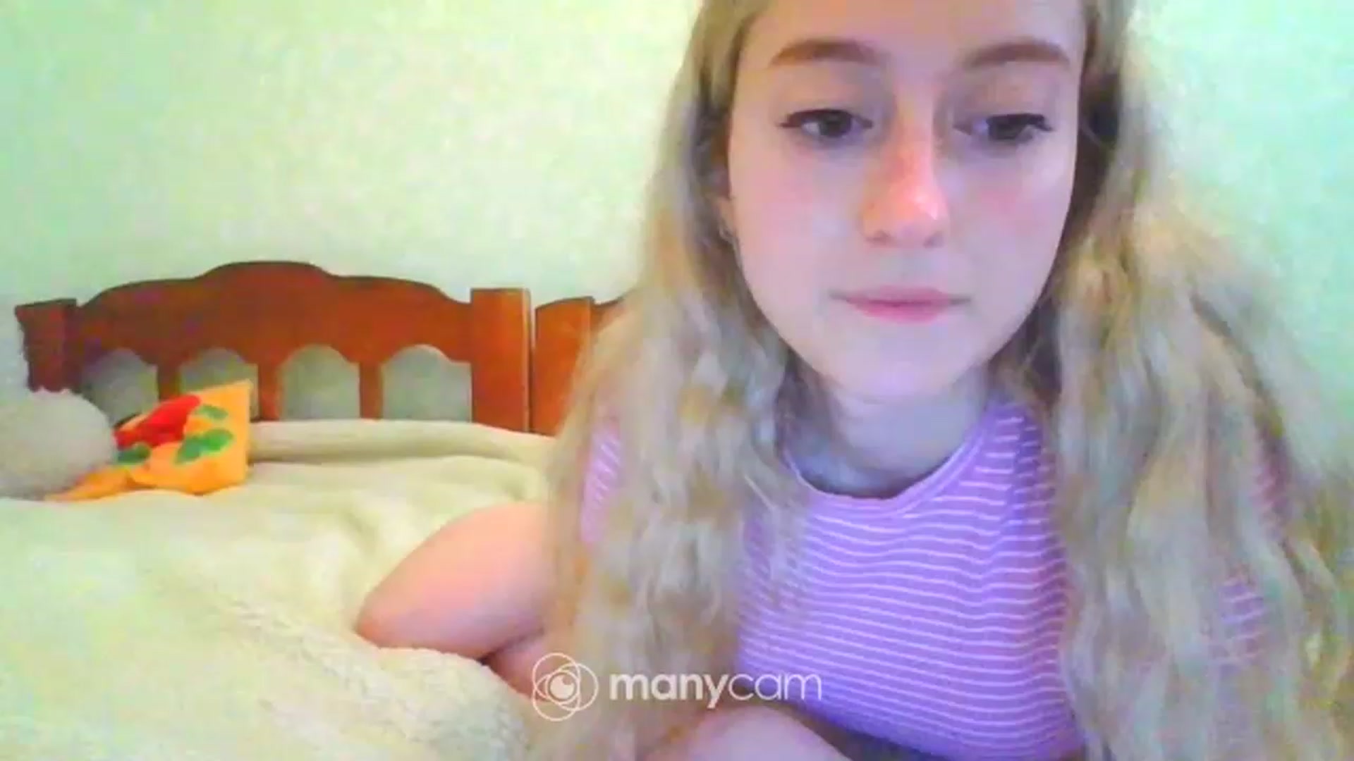 Gallery image thumbnail from LinaRum__'s myfreecams stream on, 05/28/2023, 11:54 image 12 of 20