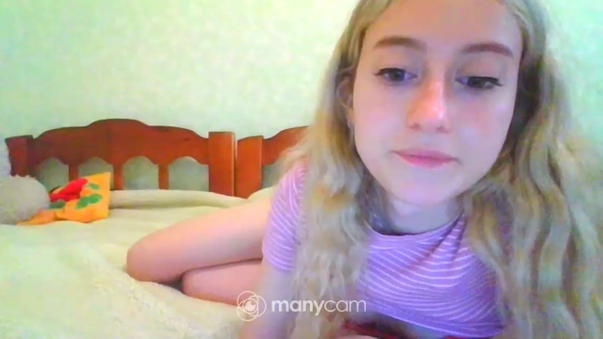 Gallery image thumbnail from LinaRum__'s myfreecams stream on, 05/28/2023, 11:54 image 16 of 20