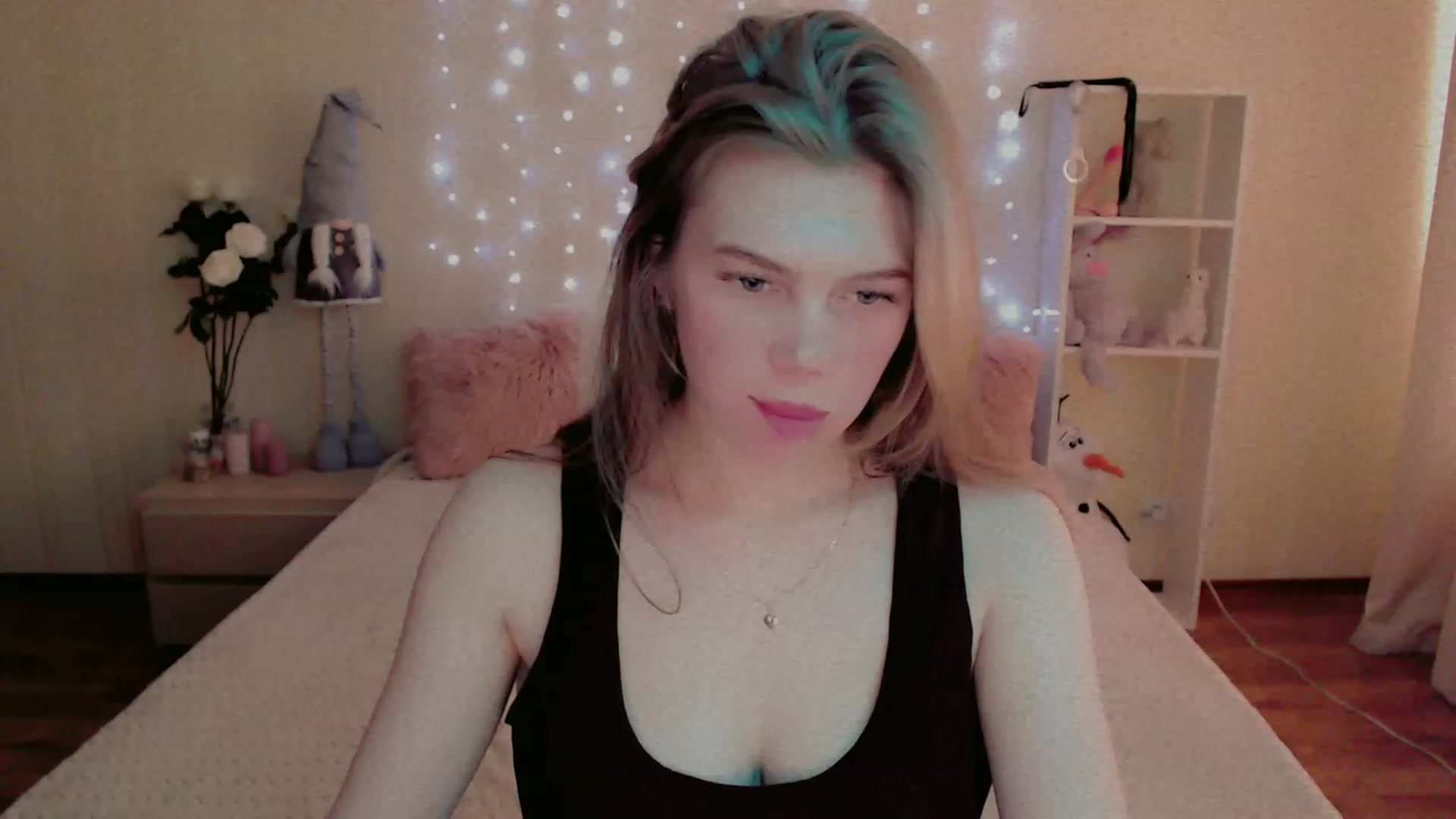 Gallery image thumbnail from Lina_69's myfreecams stream on, 02/11/2023, 11:20 image 4 of 20