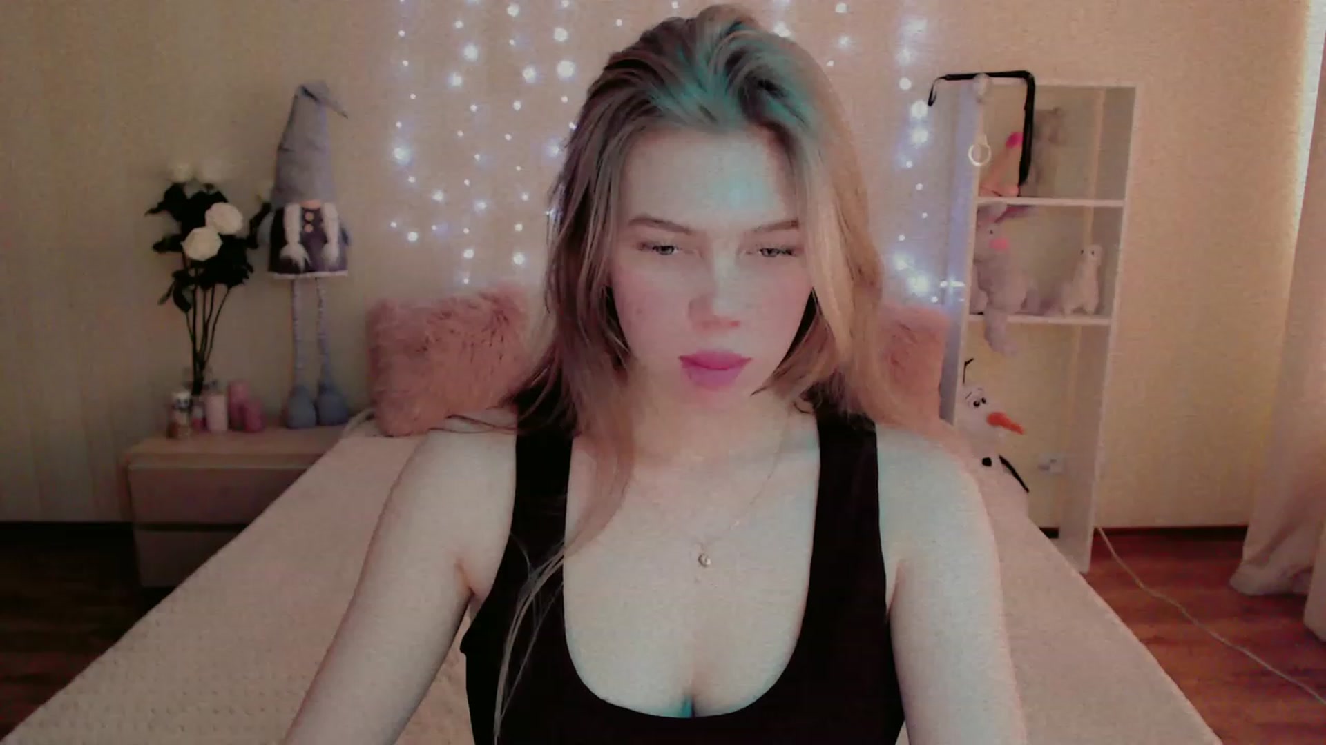 Gallery image thumbnail from Lina_69's myfreecams stream on, 02/11/2023, 11:20 image 1 of 20