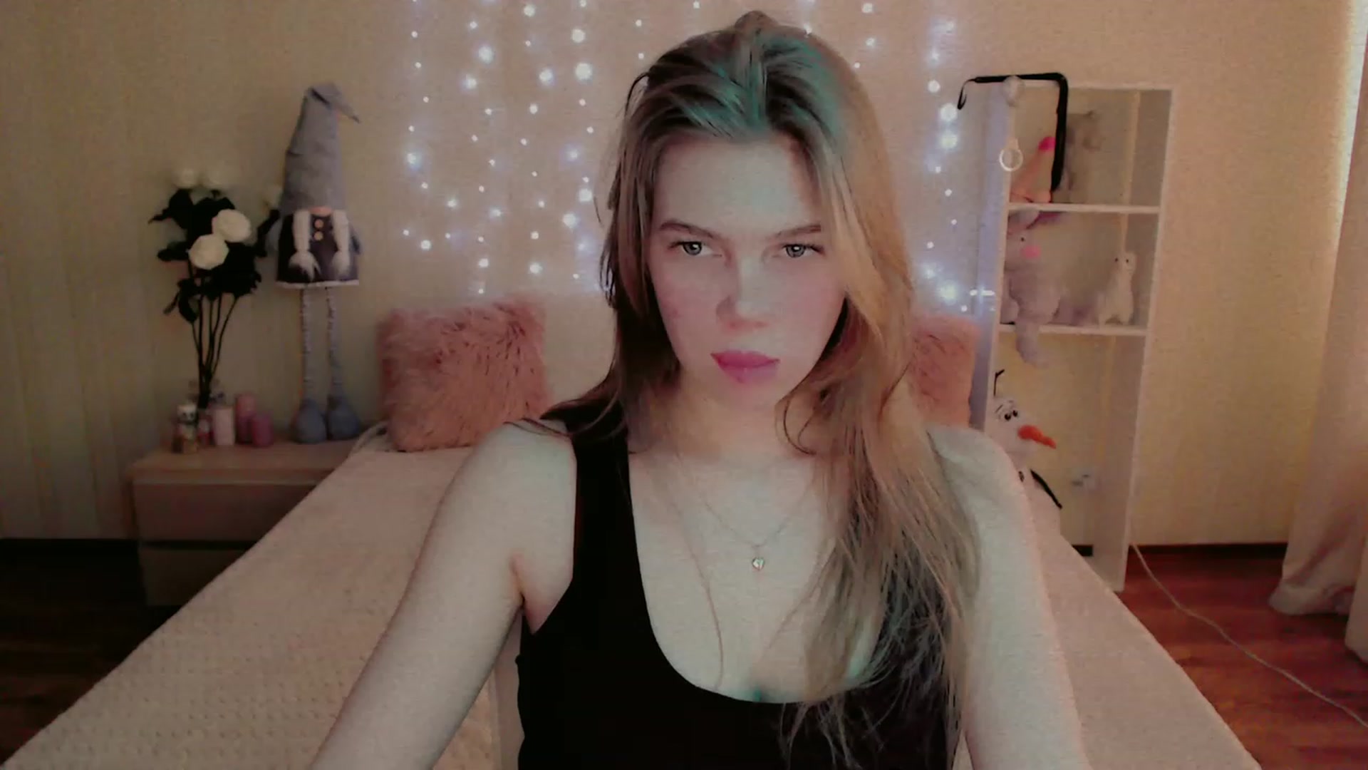 Gallery image thumbnail from Lina_69's myfreecams stream on, 02/11/2023, 11:20 image 18 of 20