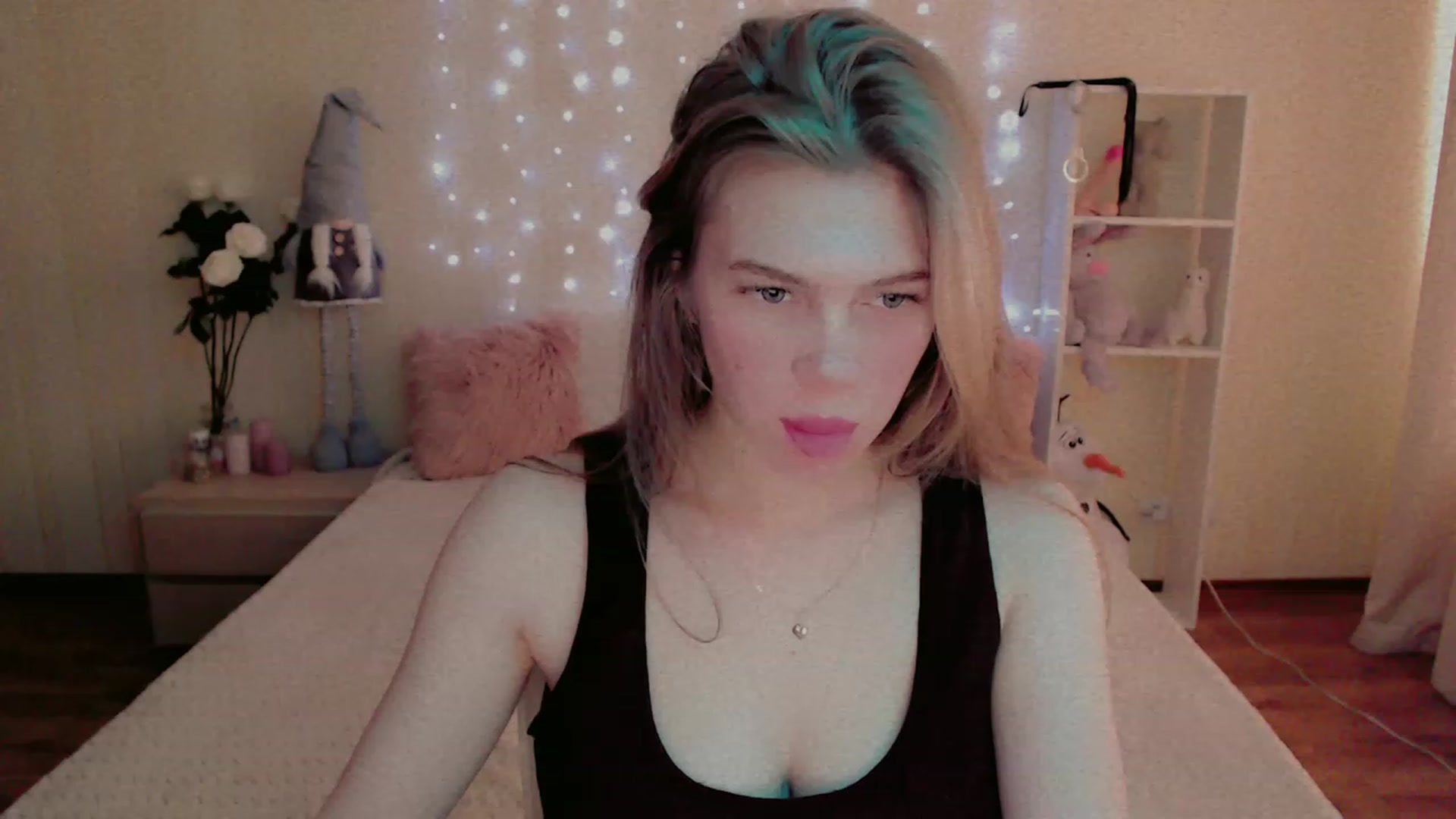 Gallery image thumbnail from Lina_69's myfreecams stream on, 02/11/2023, 11:20 image 5 of 20