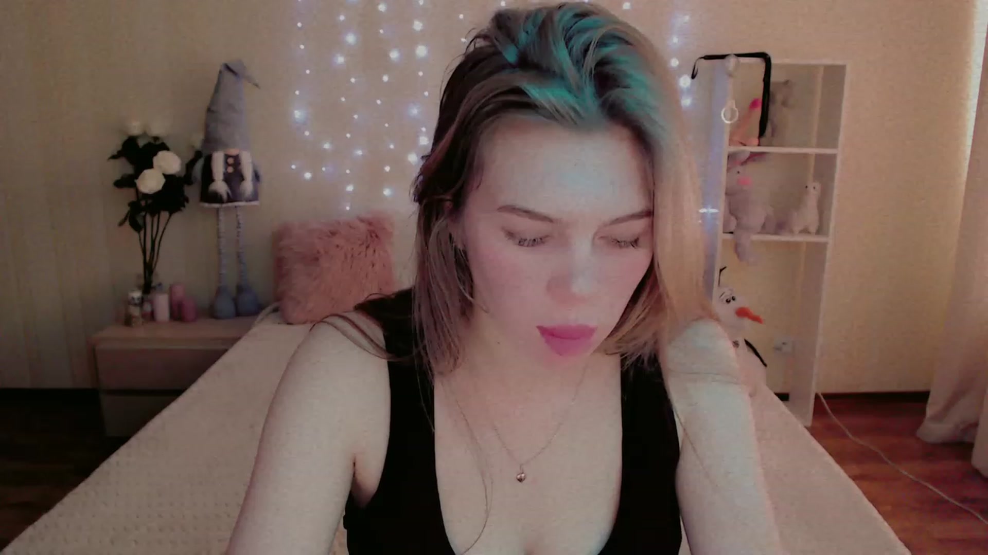 Gallery image thumbnail from Lina_69's myfreecams stream on, 02/11/2023, 11:20 image 11 of 20
