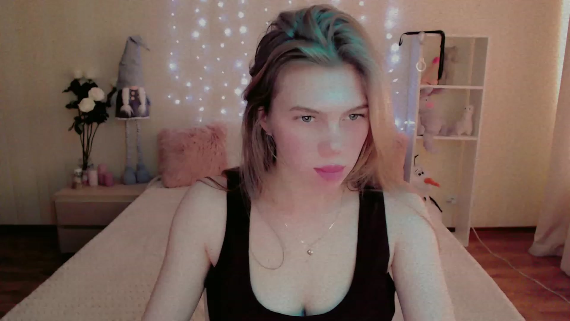 Gallery image thumbnail from Lina_69's myfreecams stream on, 02/11/2023, 11:20 image 8 of 20