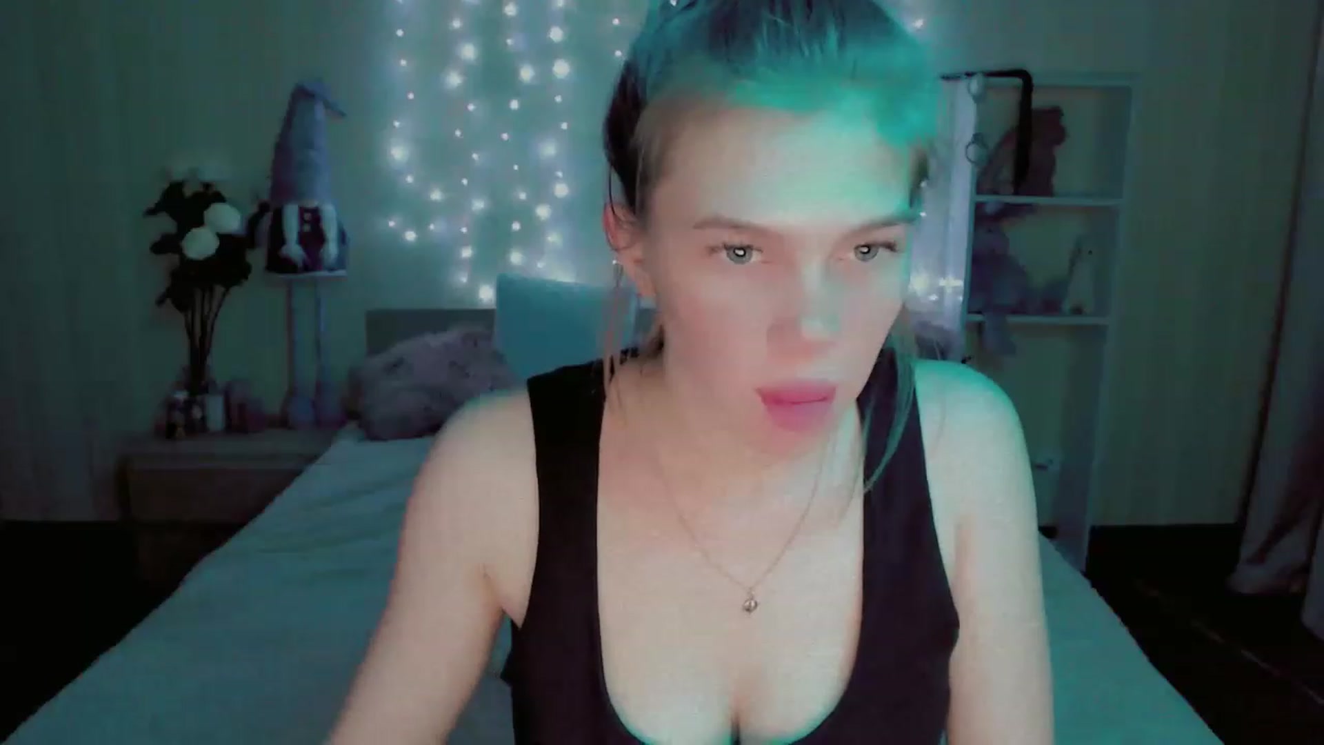 Gallery image thumbnail from Lina_69's myfreecams stream on, 02/11/2023, 17:46 image 7 of 20
