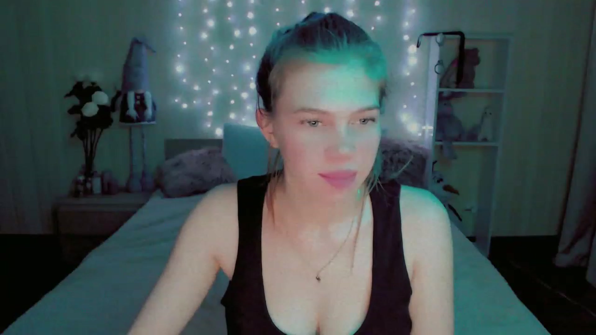 Gallery image thumbnail from Lina_69's myfreecams stream on, 02/11/2023, 17:46 image 15 of 20
