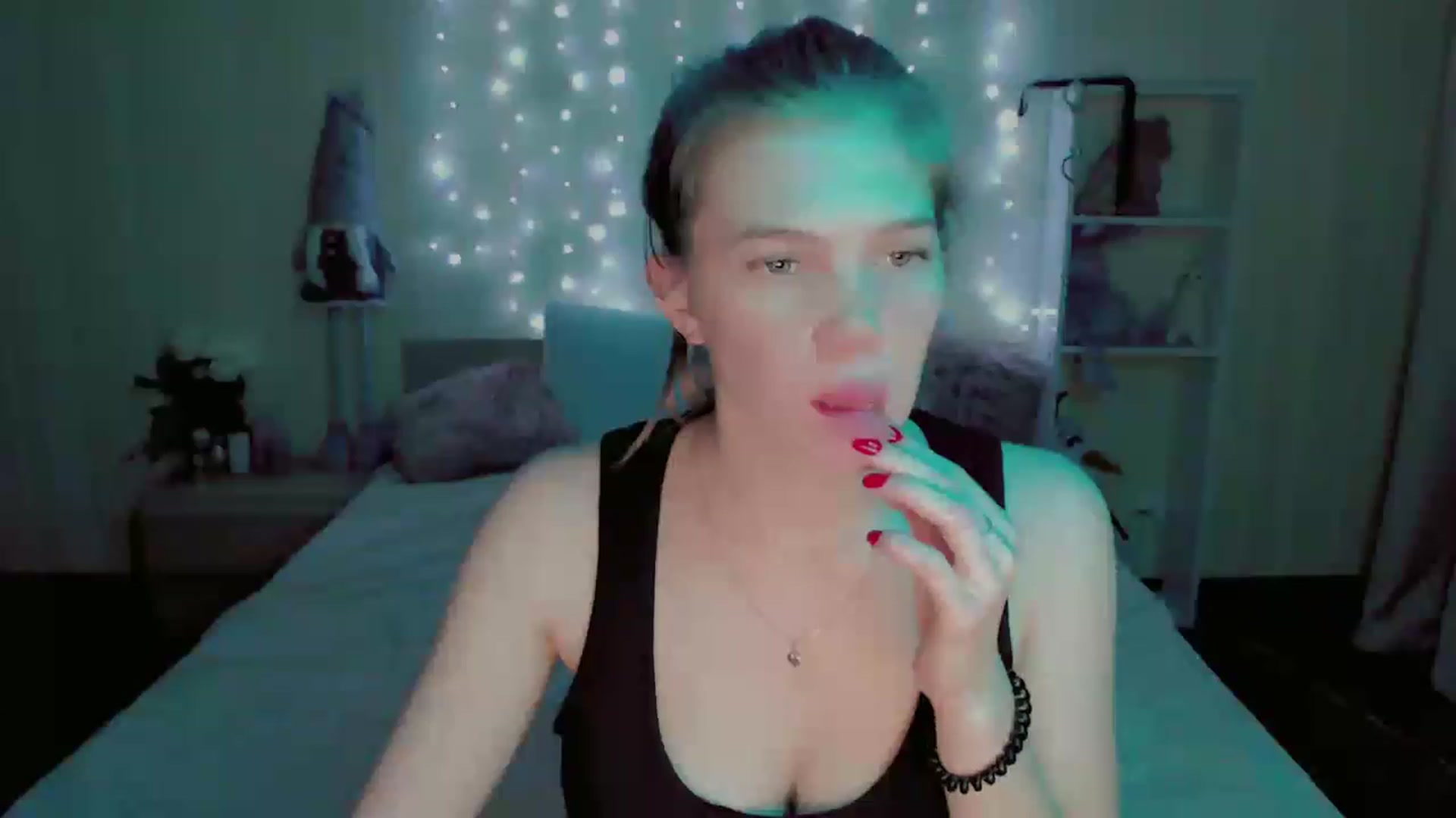 Gallery image thumbnail from Lina_69's myfreecams stream on, 02/11/2023, 18:01 image 14 of 20