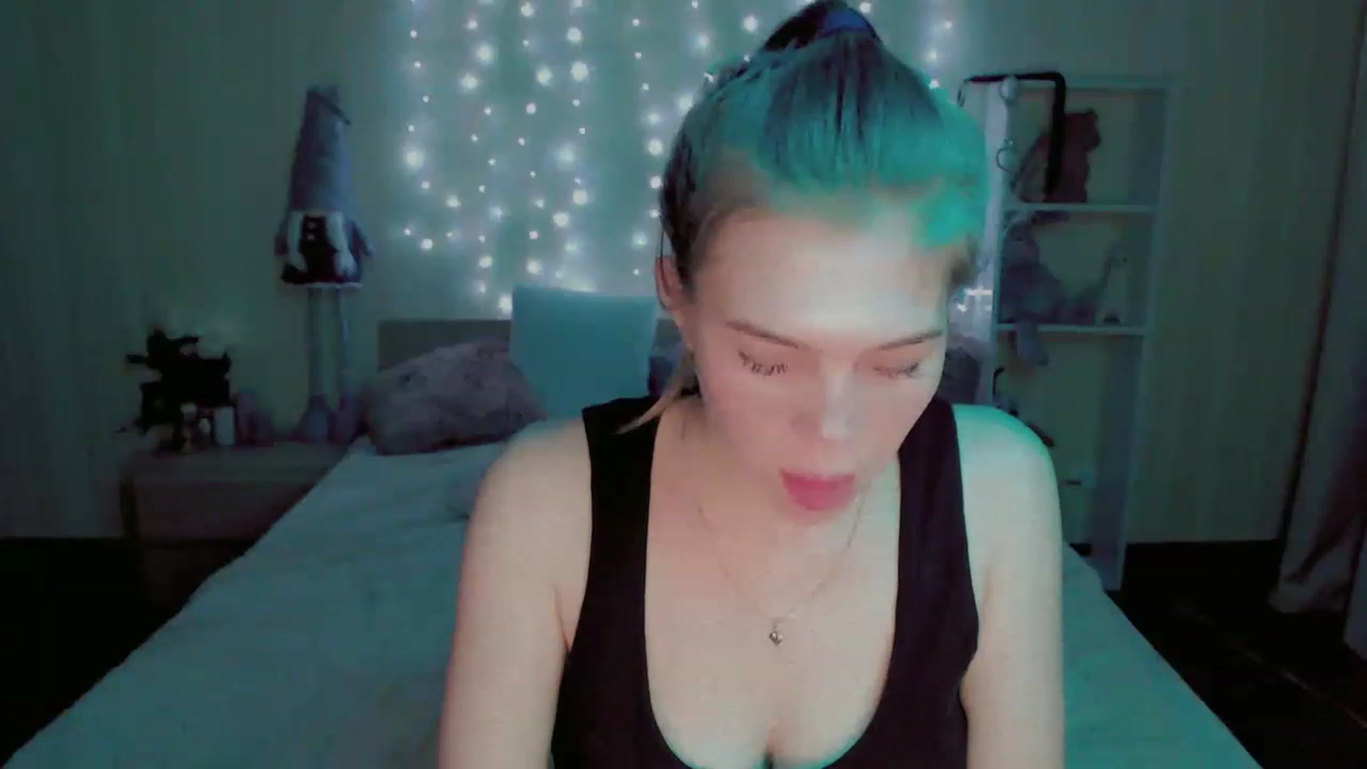 Gallery image thumbnail from Lina_69's myfreecams stream on, 02/11/2023, 18:01 image 15 of 20