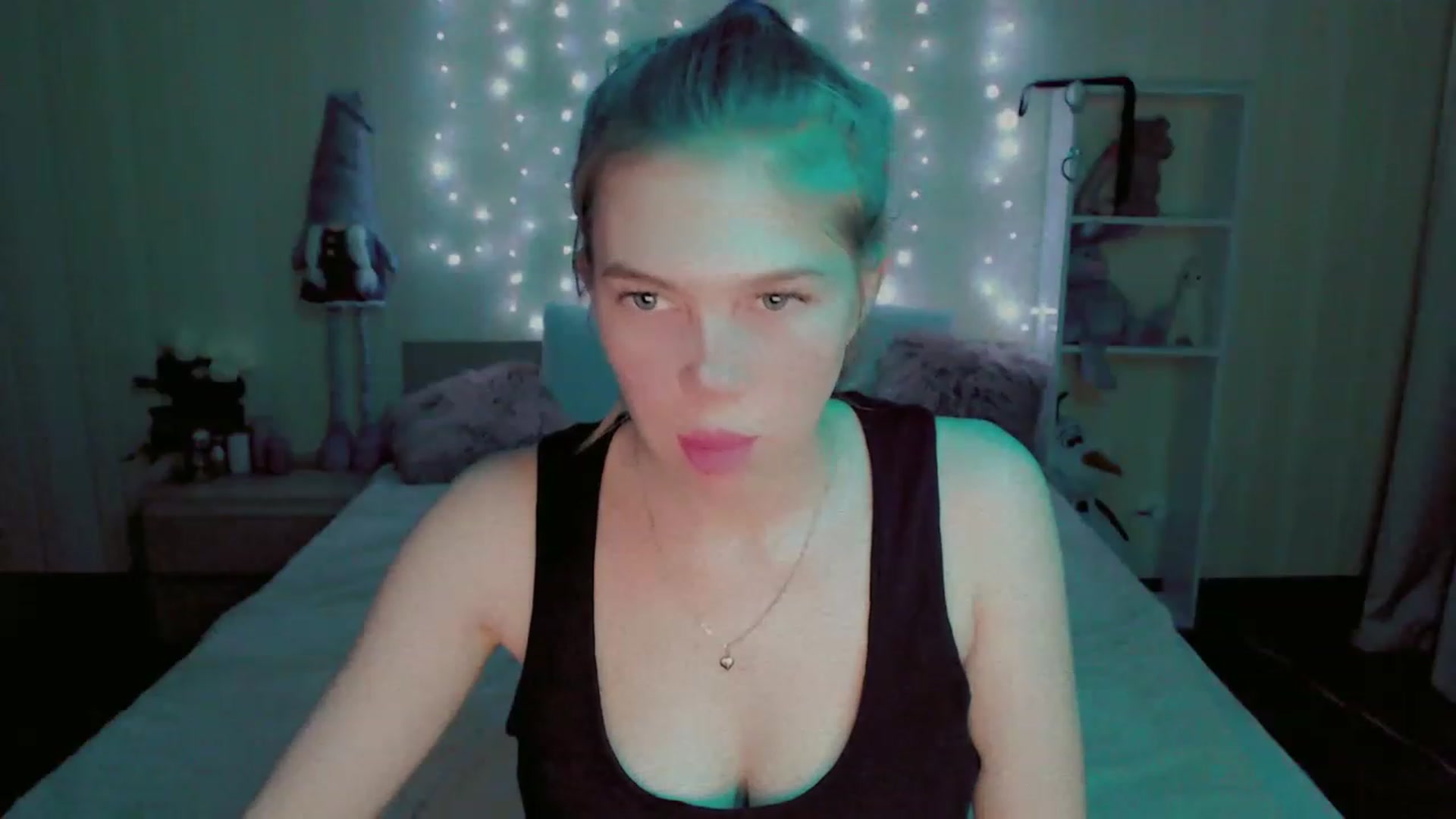 Gallery image thumbnail from Lina_69's myfreecams stream on, 02/11/2023, 18:01 image 10 of 20