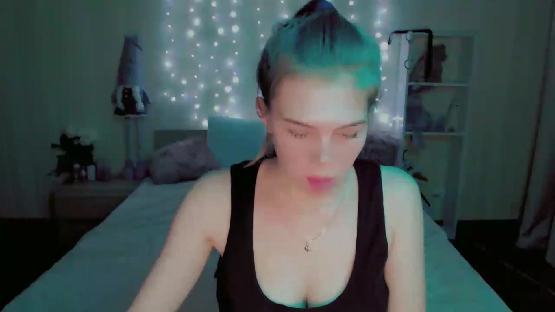 Gallery image thumbnail from Lina_69's myfreecams stream on, 02/11/2023, 18:01 image 13 of 20