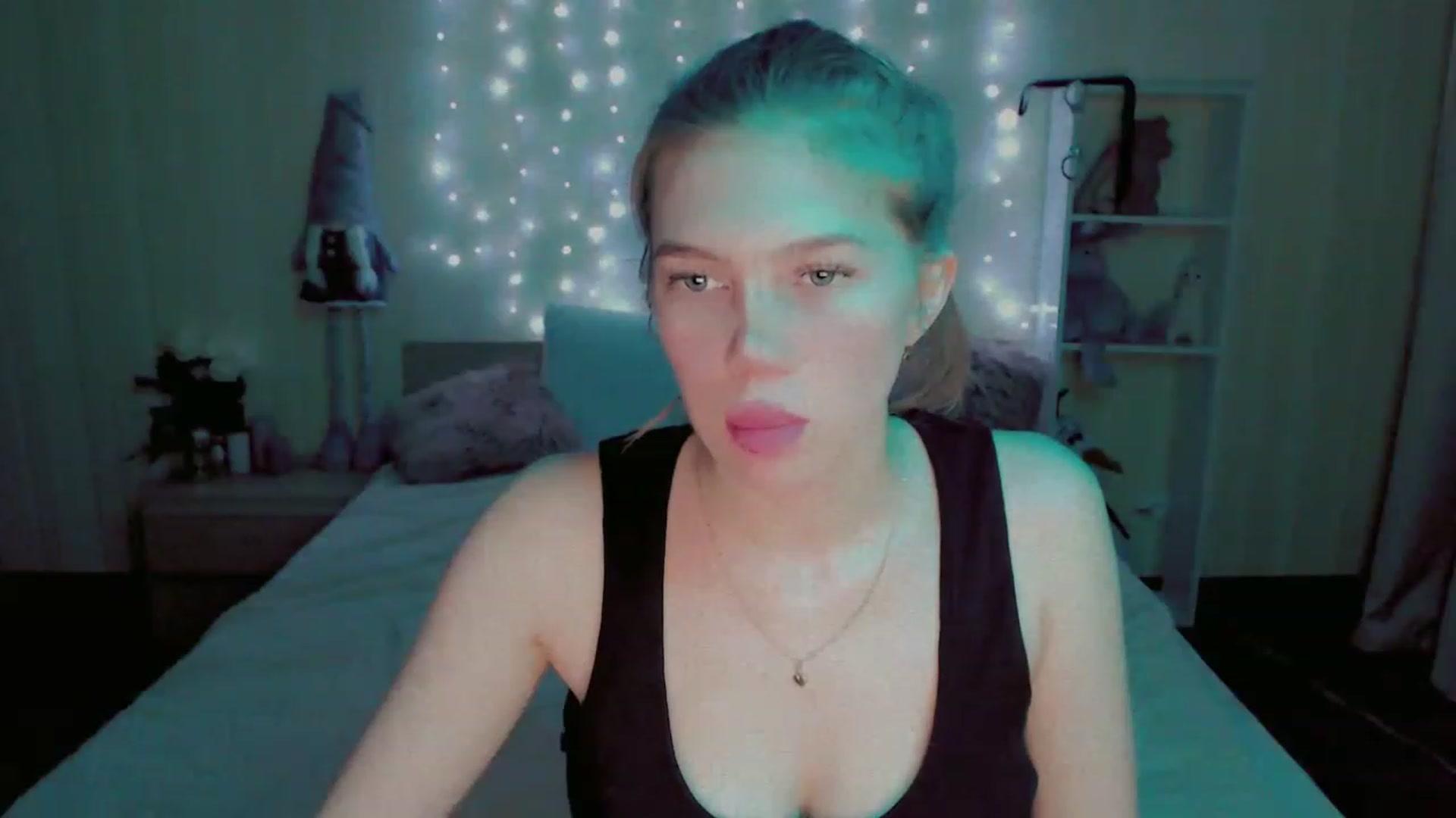 Gallery image thumbnail from Lina_69's myfreecams stream on, 02/11/2023, 18:01 image 17 of 20