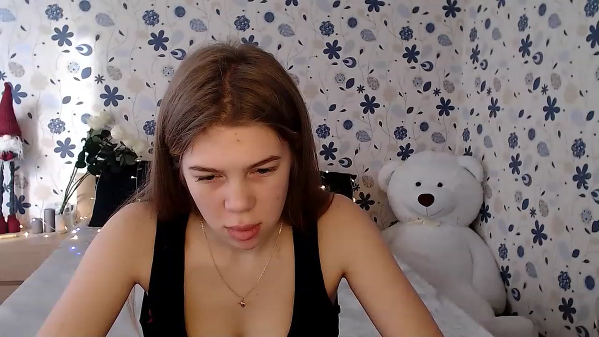 Gallery image thumbnail from Lina_69's myfreecams stream on, 02/12/2023, 09:37 image 5 of 20