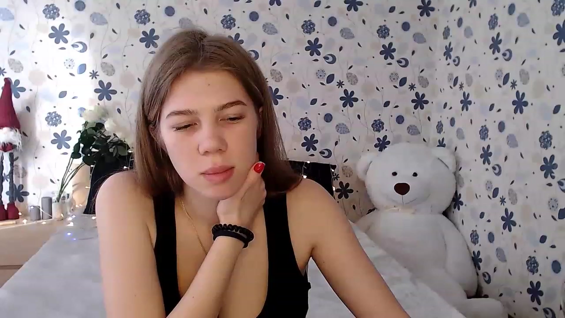 Gallery image thumbnail from Lina_69's myfreecams stream on, 02/12/2023, 09:37 image 6 of 20