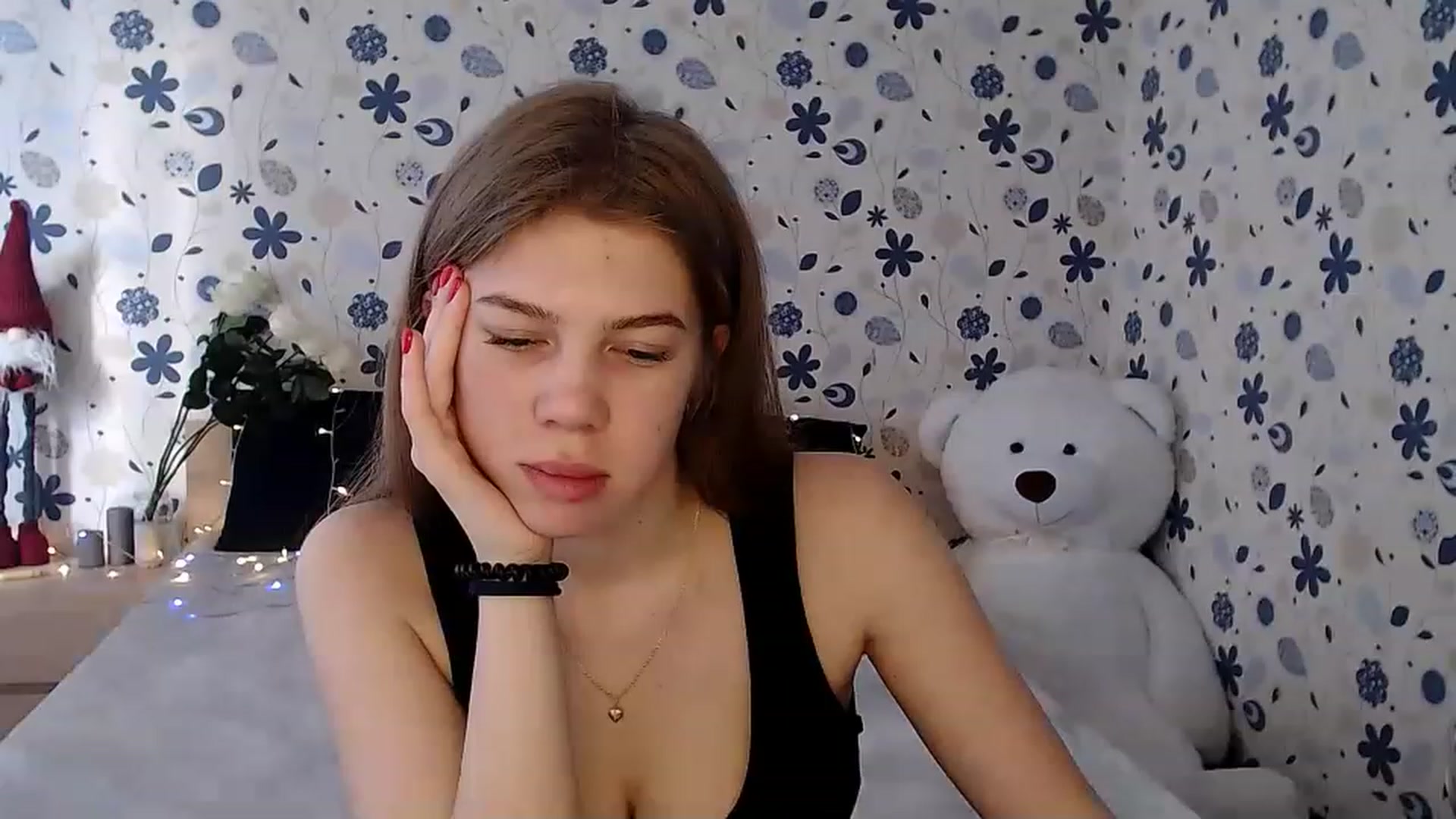Gallery image thumbnail from Lina_69's myfreecams stream on, 02/12/2023, 09:37 image 7 of 20