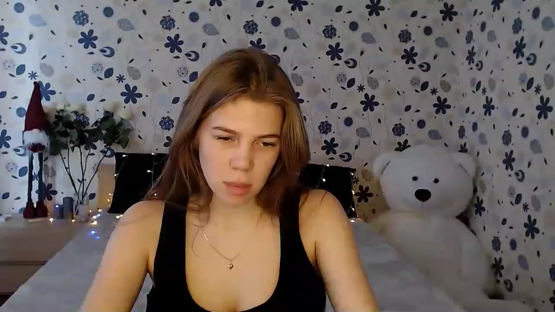 Gallery image thumbnail from Lina_69's myfreecams stream on, 02/12/2023, 12:50 image 16 of 20