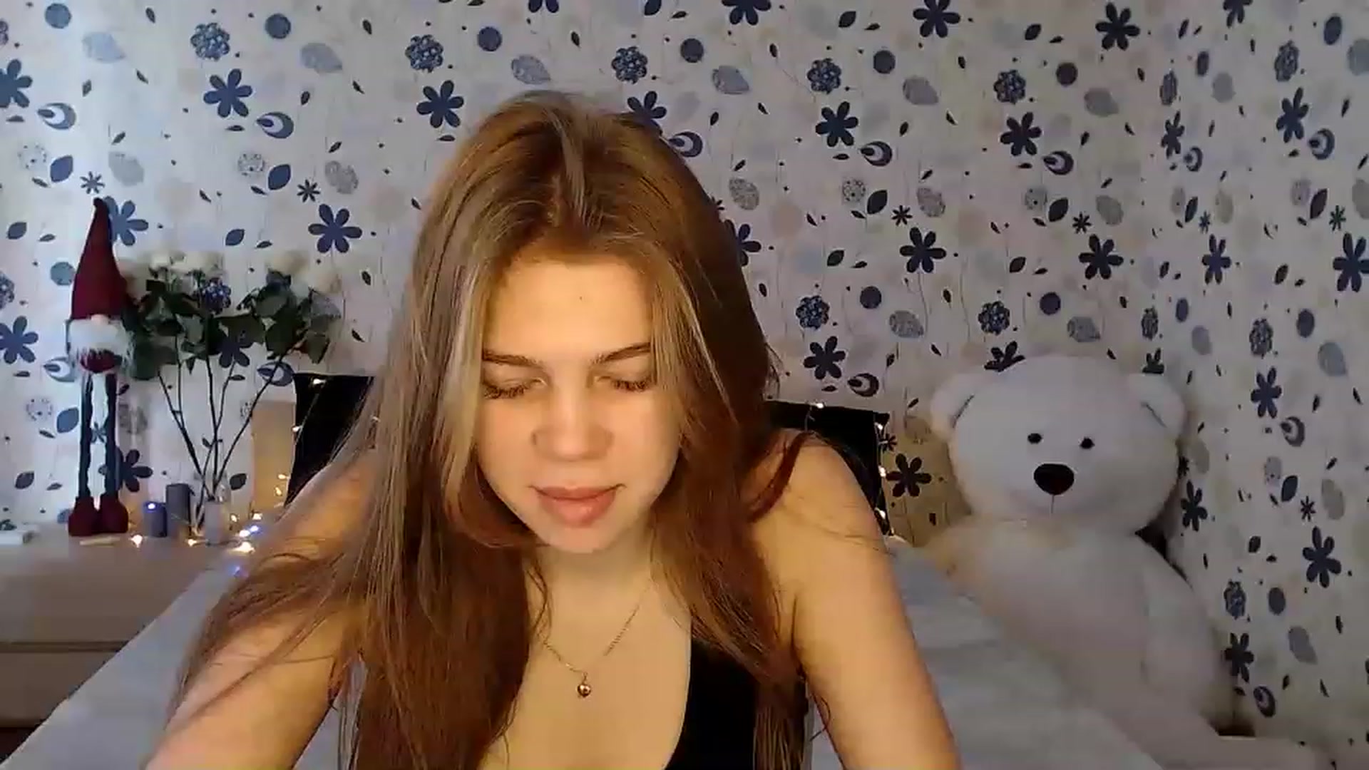Gallery image thumbnail from Lina_69's myfreecams stream on, 02/12/2023, 12:50 image 8 of 20